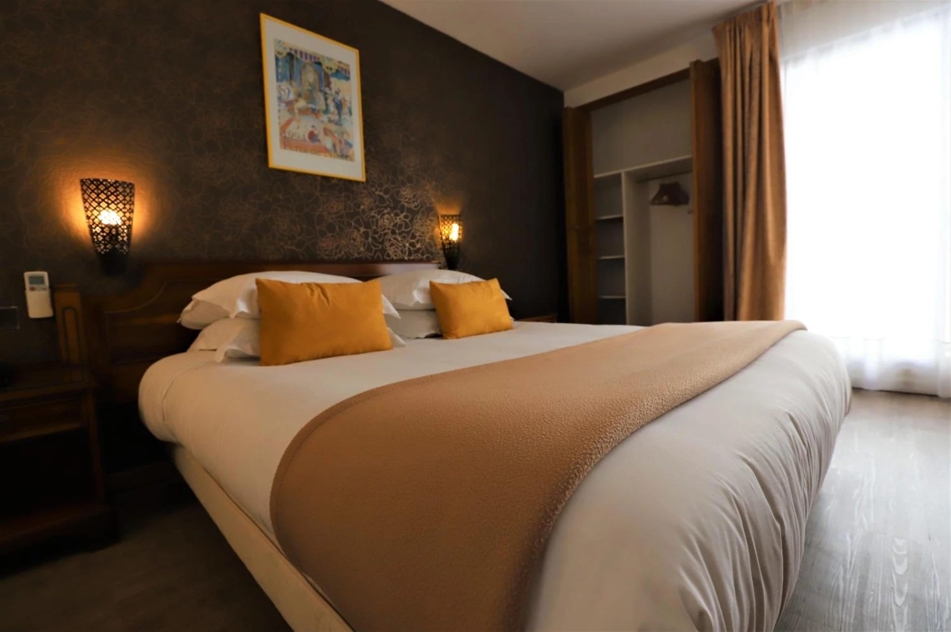 Chambre disponible pour un séminaire d'entreprise à Hotel Des Tuileries - Nîmes