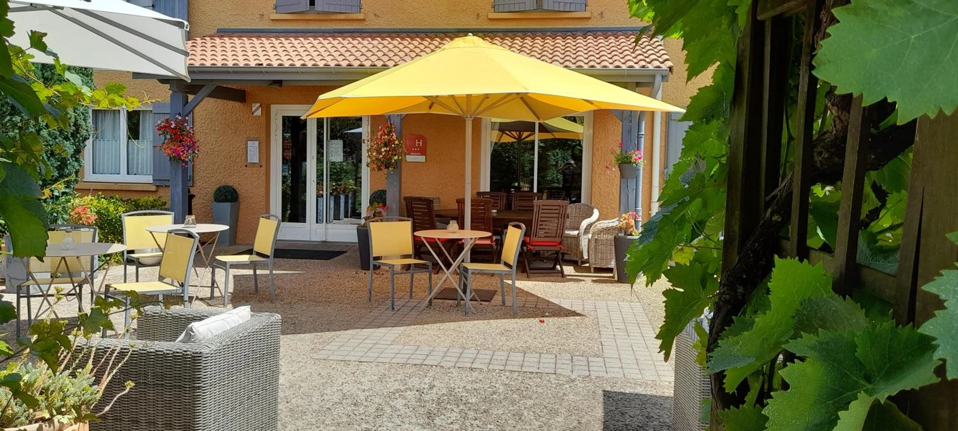 Organiser un séminaire d'entreprise : Hôtel des Vignes à julienas
