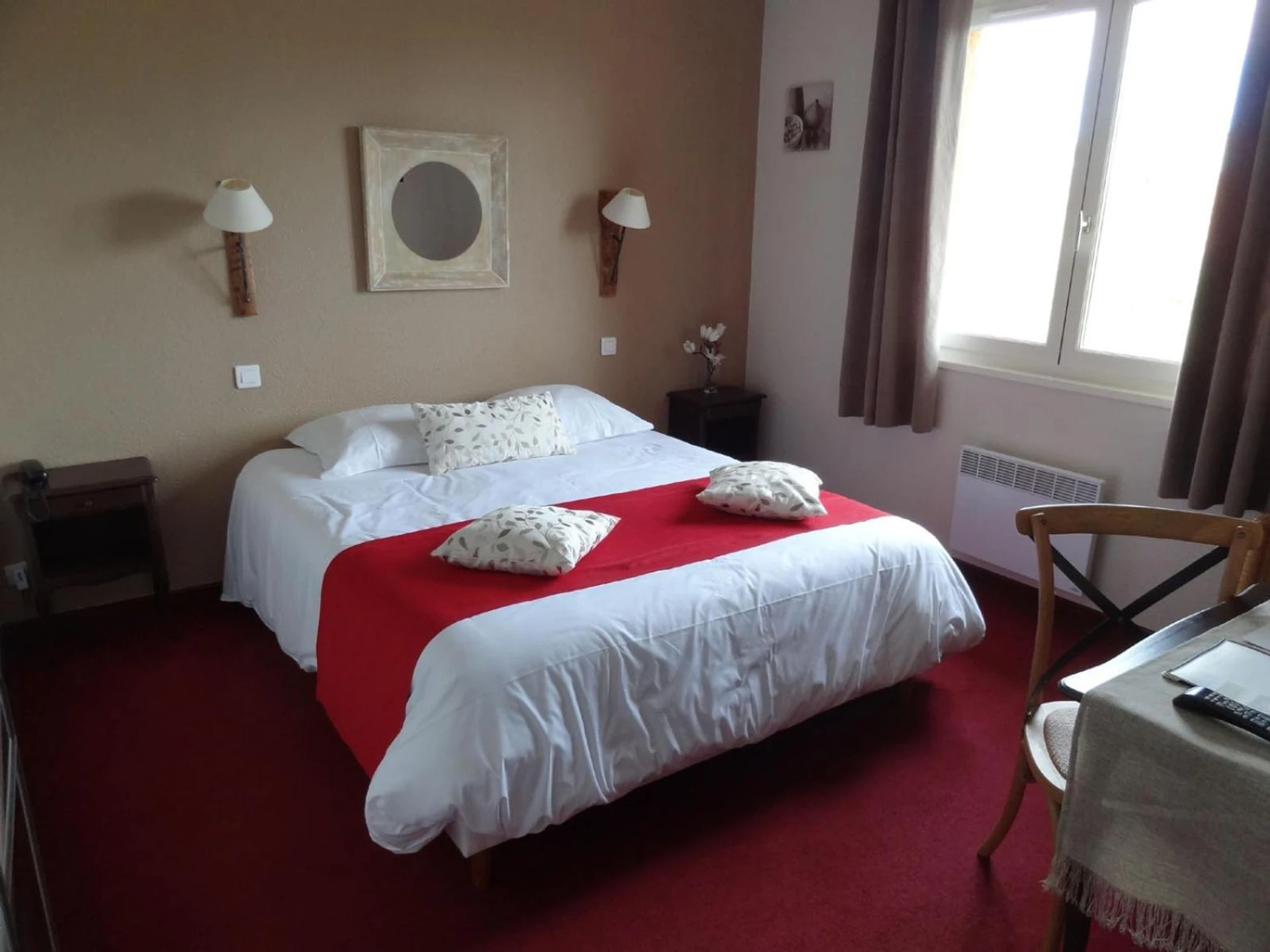 Chambre disponible pour un séminaire d'entreprise à Hôtel des Vignes - Juliénas