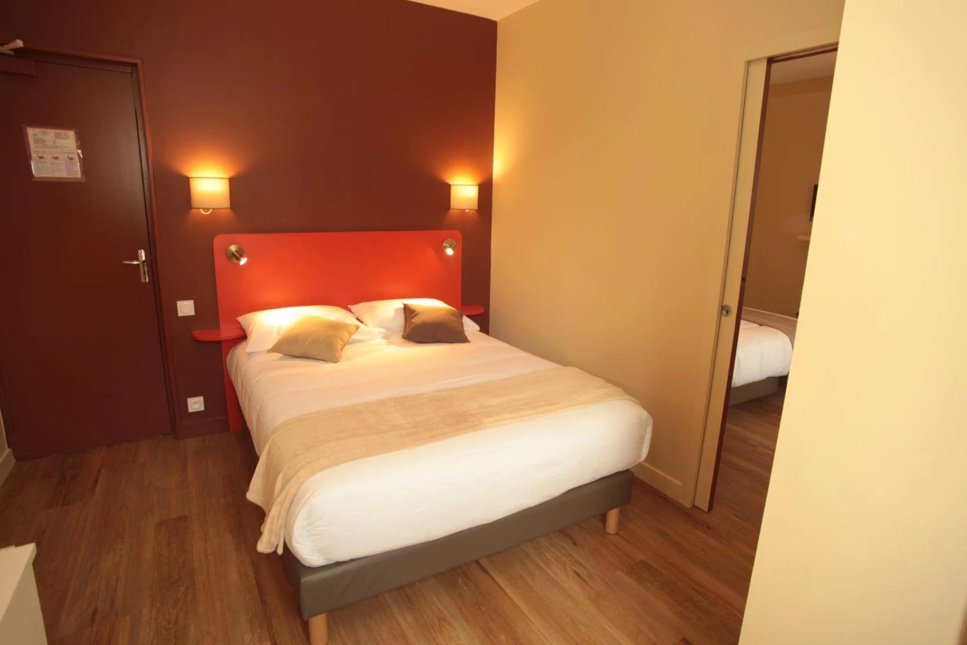 Chambre disponible pour un séminaire d'entreprise à Hôtel - Restaurant des Voyageurs - Ambazac