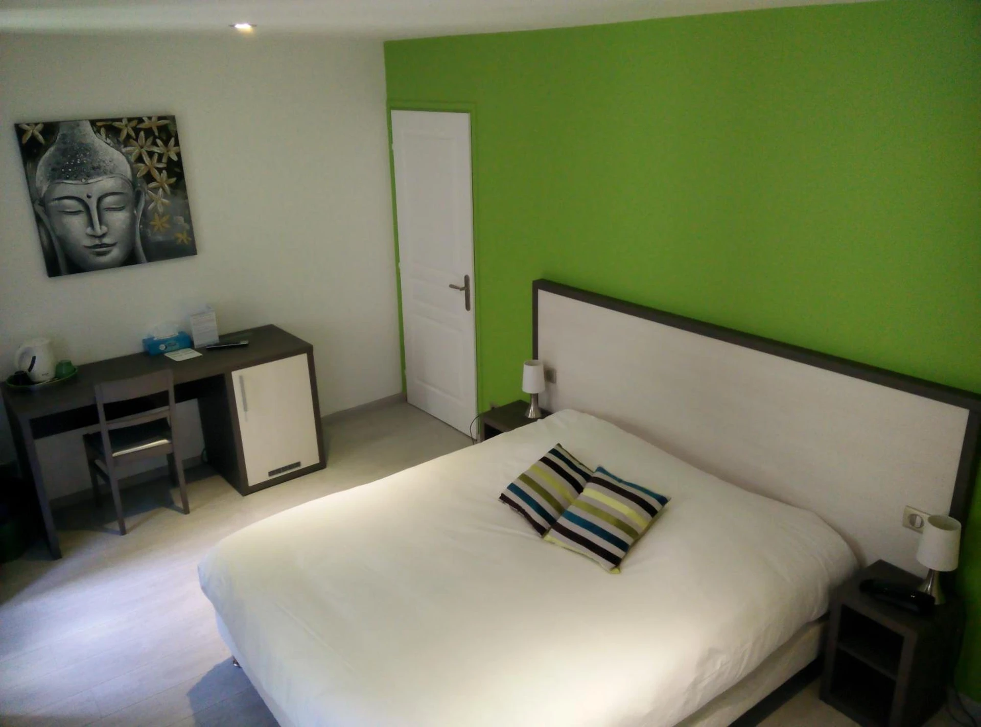 Chambre disponible pour un séminaire d'entreprise à Hotel-Restaurant des Voyageurs - Le Cheylard