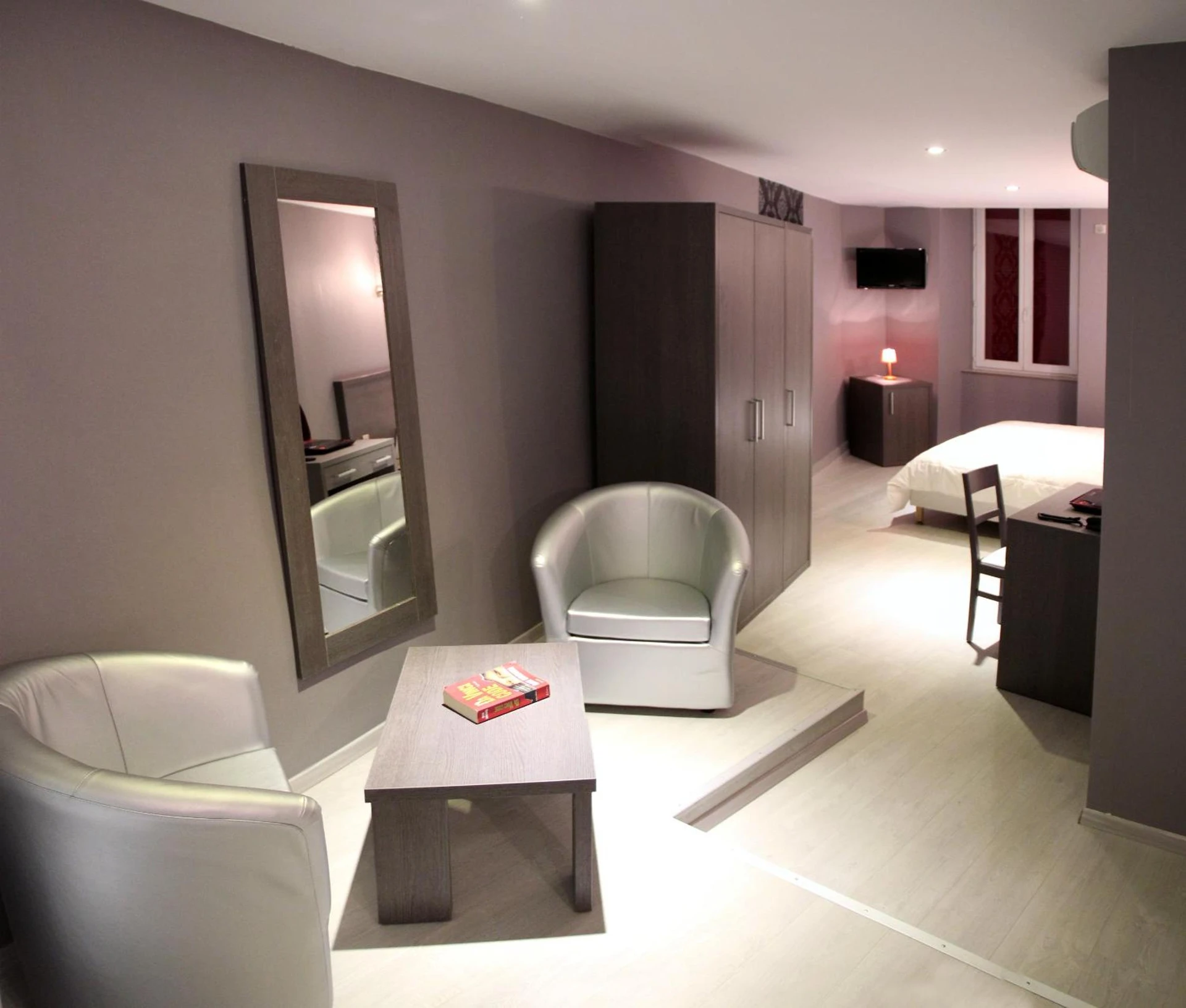 Chambre disponible pour un séminaire d'entreprise à Hotel-Restaurant des Voyageurs - Le Cheylard