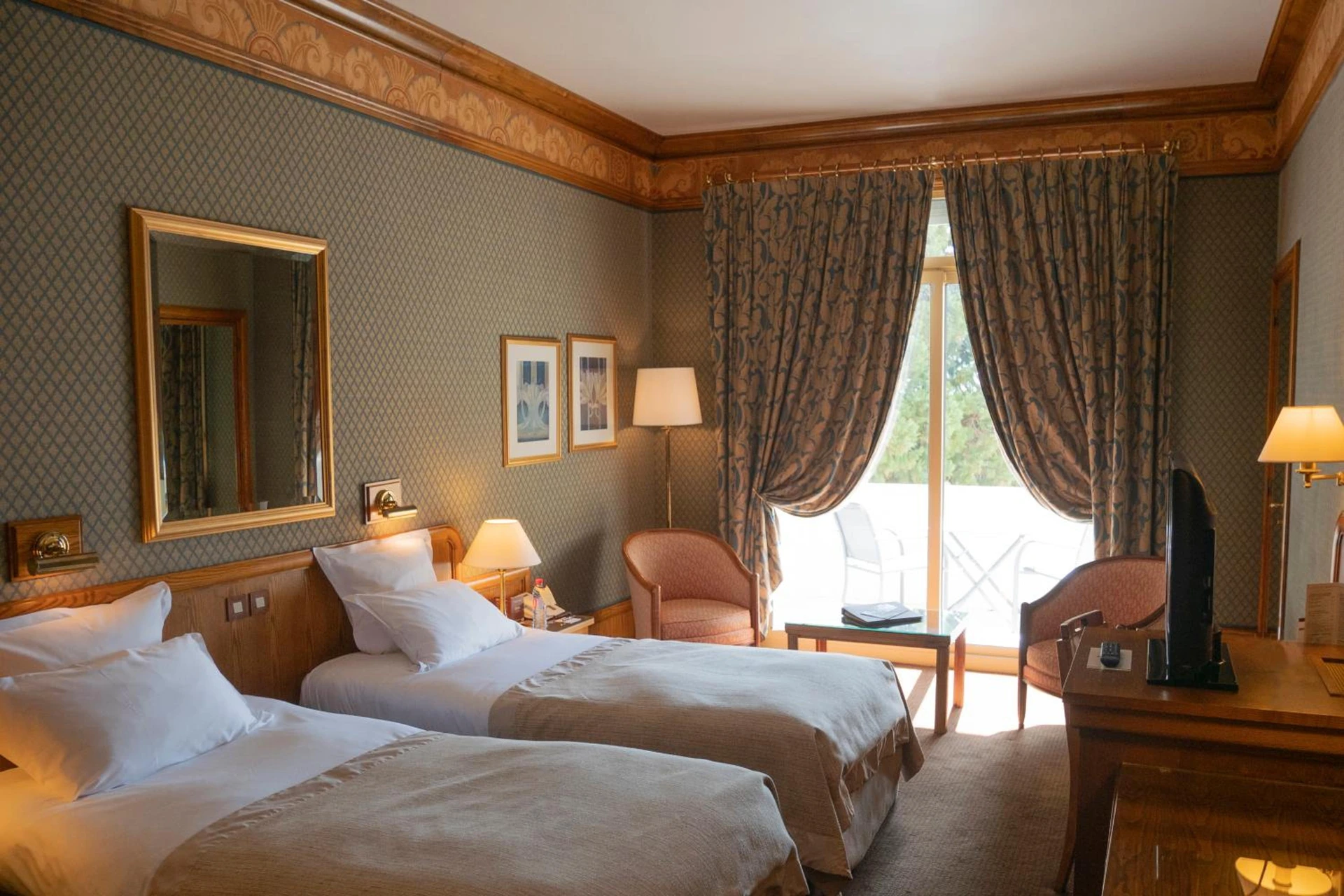 Chambre disponible pour un séminaire d'entreprise à Le Grand Hôtel - Domaine De Divonne - Divonne-les-Bains