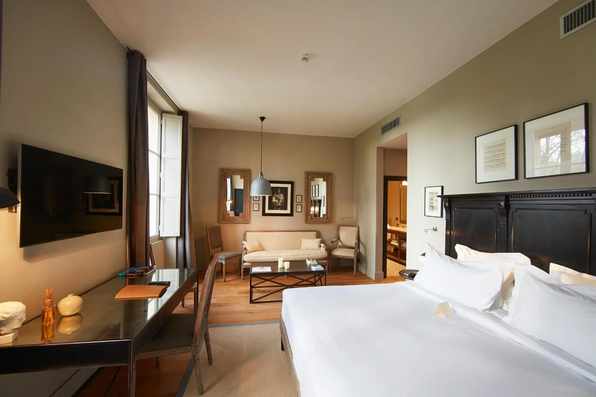 Chambre disponible pour un séminaire d'entreprise à Domaine de Fontenille - Lauris