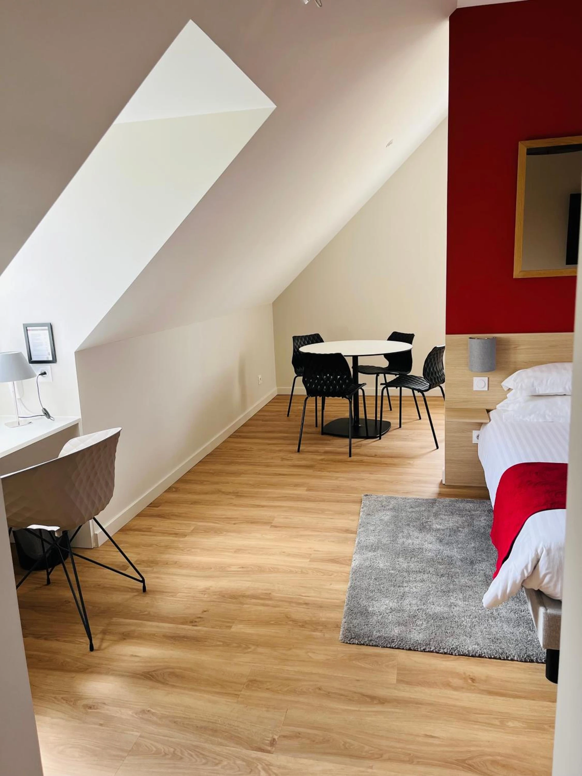 Magnifique chambre pour un séminaire d'entreprise à Le Domaine du Golf Country Club de Bigorre - Pouzac