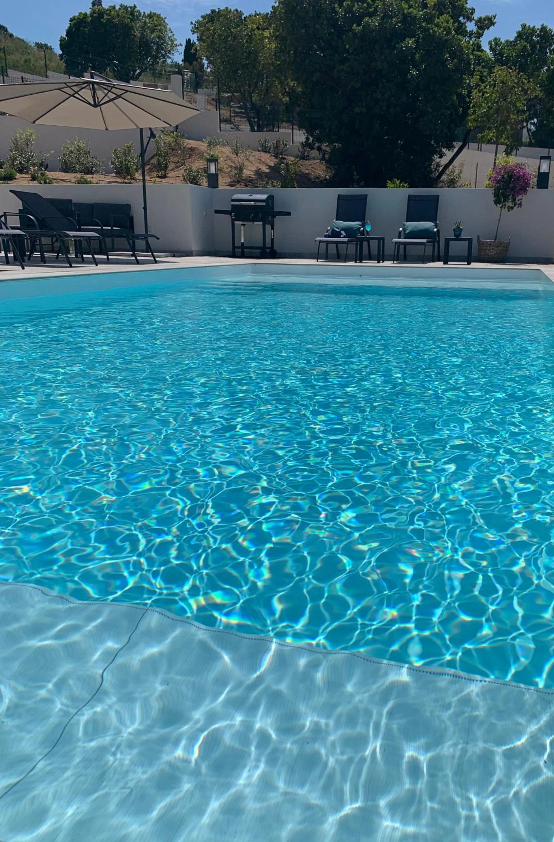 Organiser un séminaire d'entreprise : LES VILLAS DU DOMAINE NAPOLEON CORSICA vue mer et piscine à pietrosella