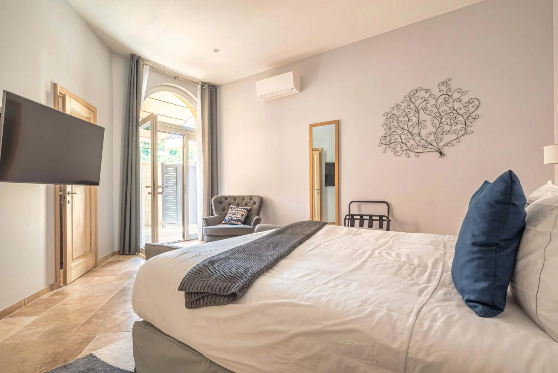 Chambre disponible pour un séminaire d'entreprise à Domaine Ribiera, Hotel 5 Etoiles, SPA & Golf - Forcalquier - Niozelles