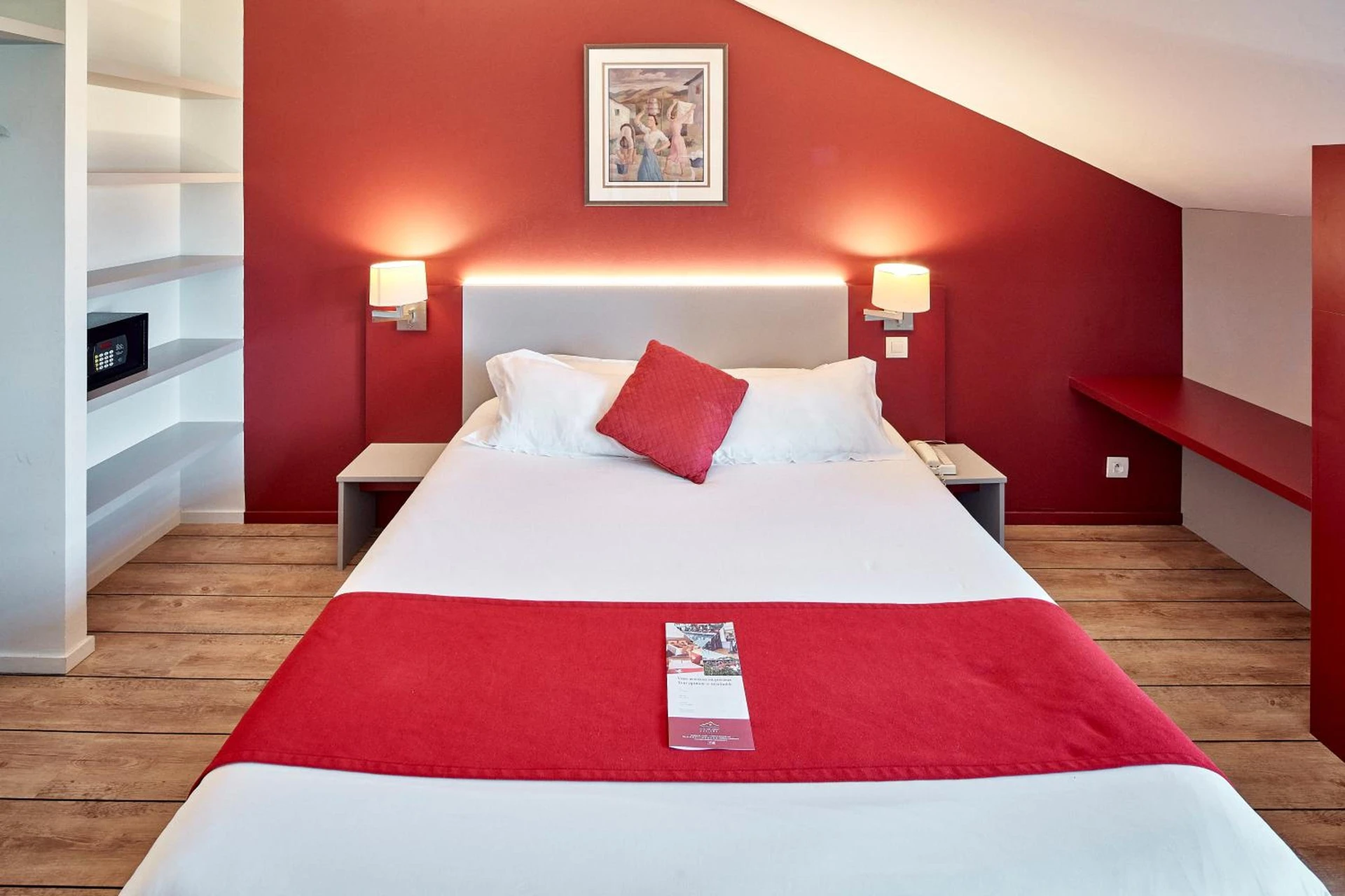 Chambre disponible pour un séminaire d'entreprise à Hotel Donibane Saint-Jean-de-Luz - Saint-Jean-de-Luz