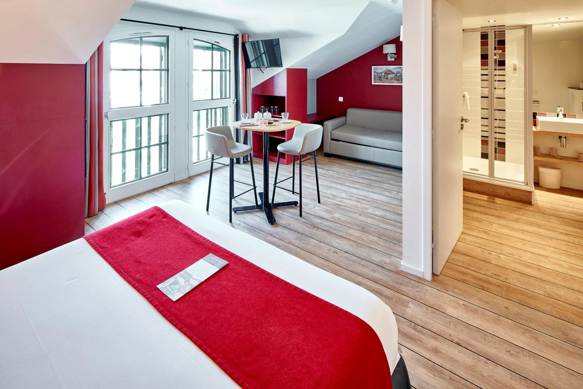 Magnifique chambre pour un séminaire d'entreprise à Hotel Donibane Saint-Jean-de-Luz - Saint-Jean-de-Luz