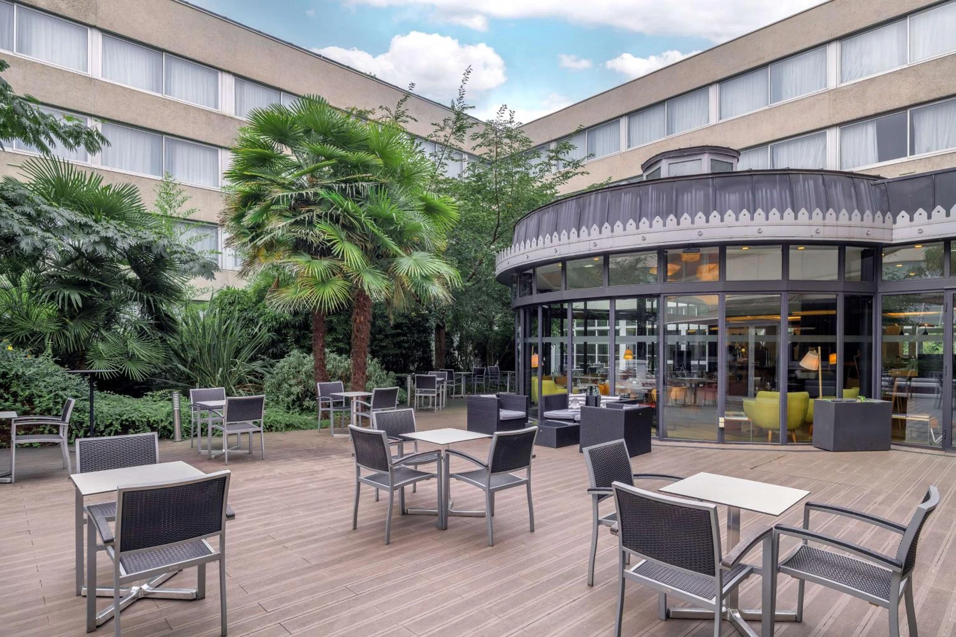 Ambiance de travail pour séminaire d'entreprise à DoubleTree by Hilton Paris Bougival - Bougival