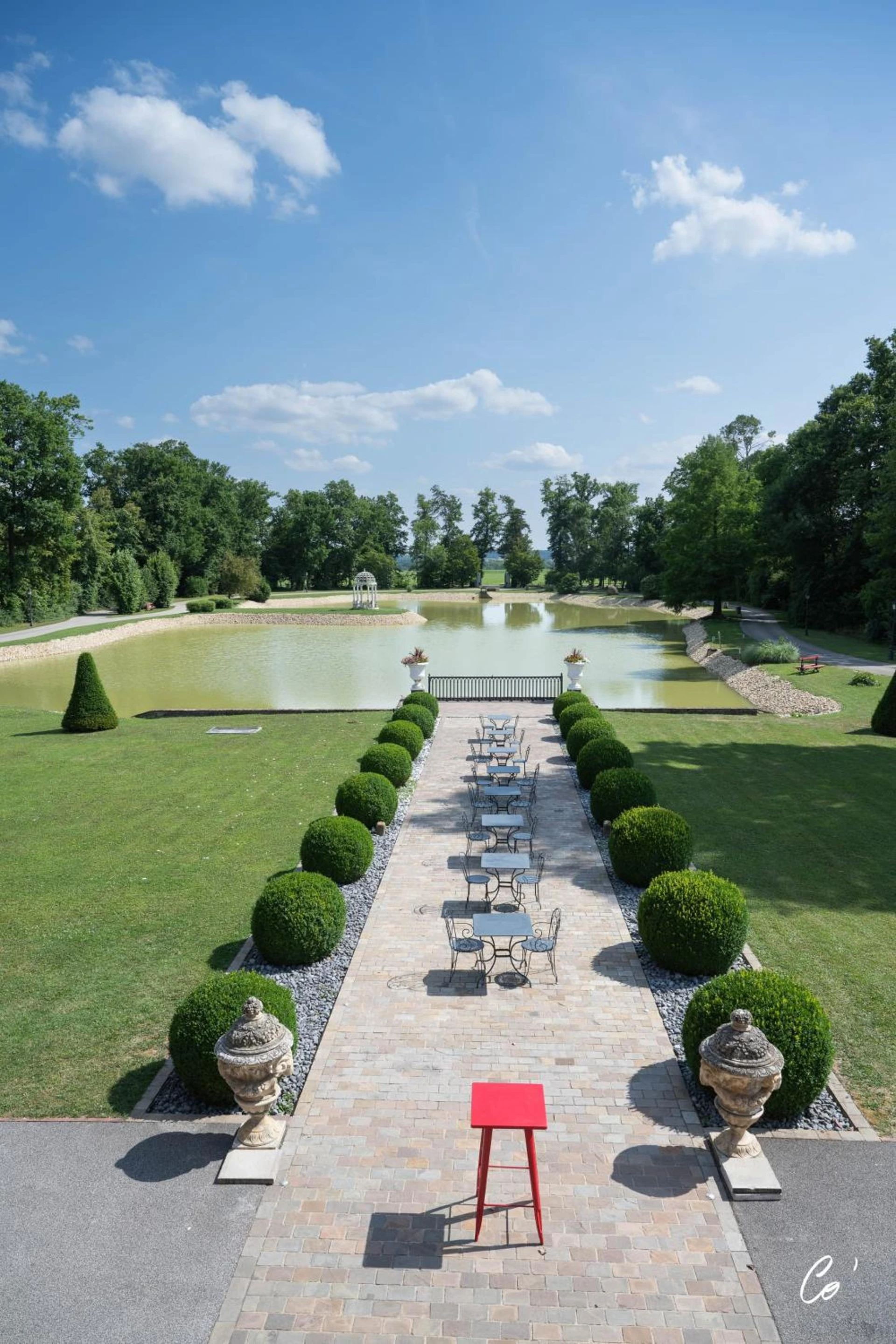 Organiser un séminaire d'entreprise : Hôtel du Bois Blanc Domaine d'Epeyssoles Georges Blanc à vonnas
