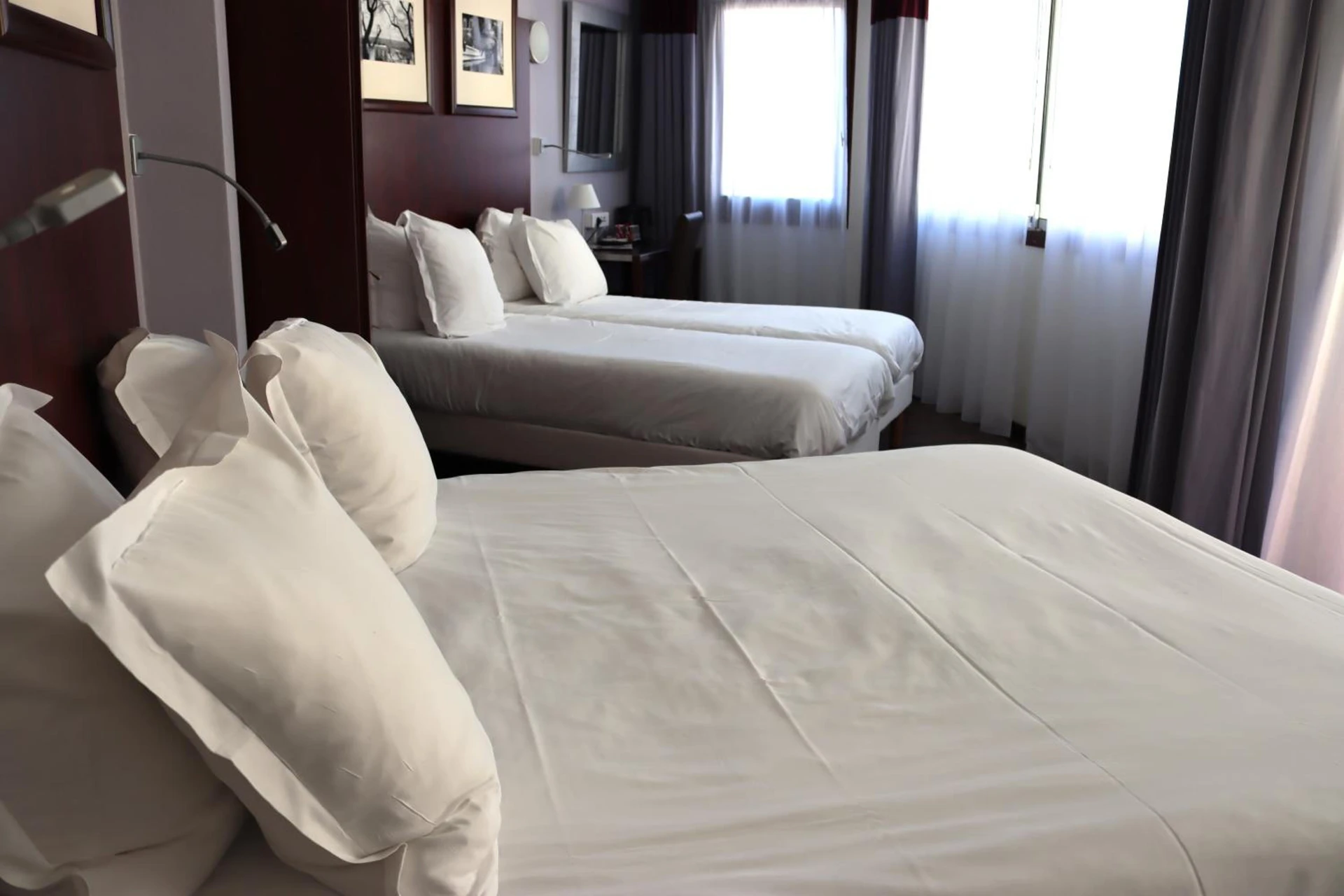 Chambre disponible pour un séminaire d'entreprise à Hôtel Du Centre Annemasse - Annemasse