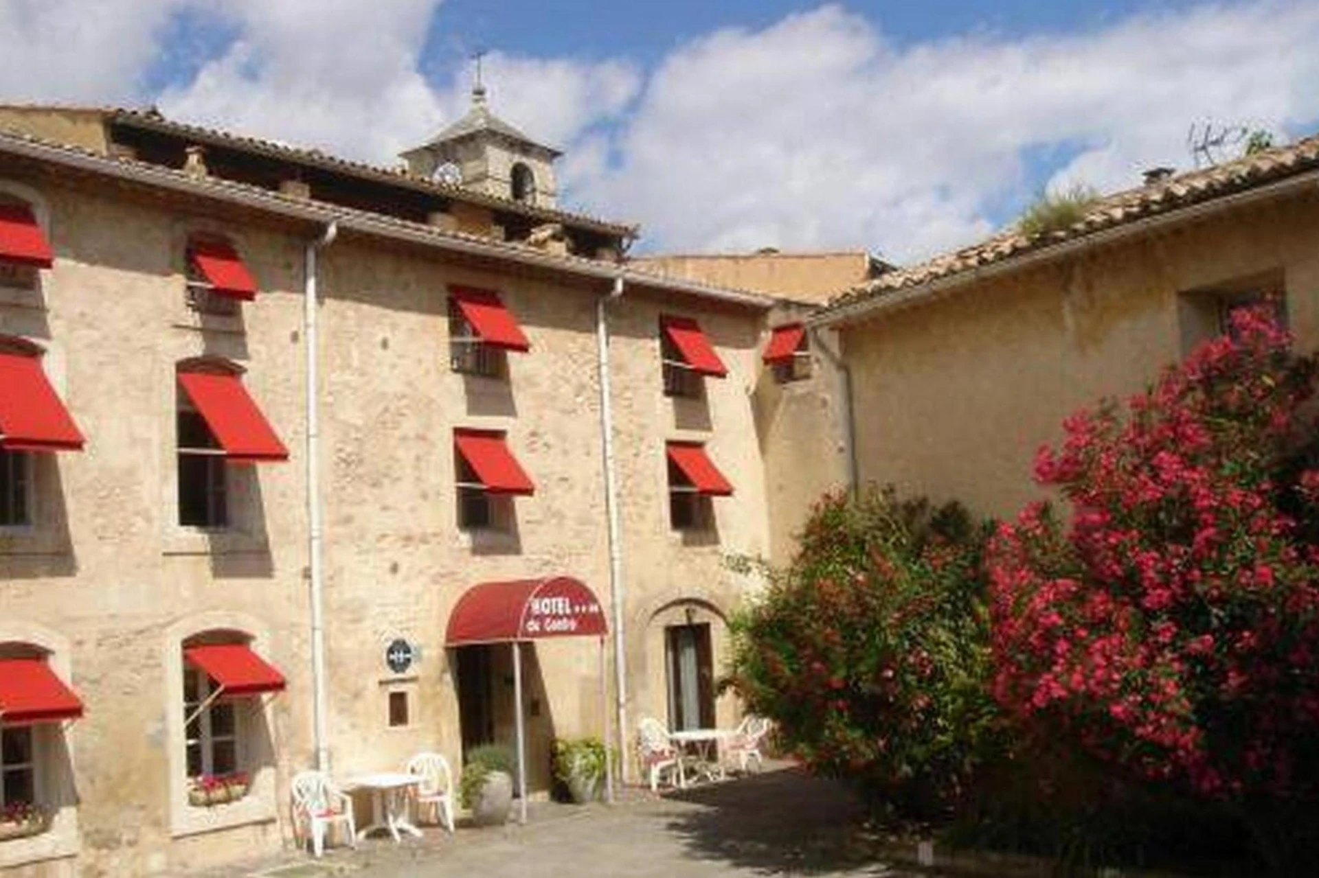 Organiser un séminaire d'entreprise : Hotel du Centre à pierrelatte