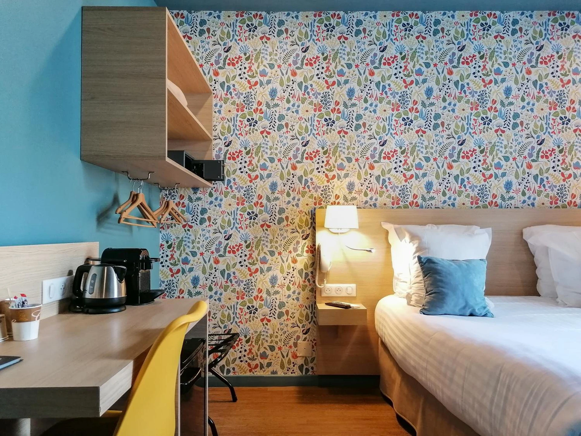 Chambre disponible pour un séminaire d'entreprise à Hôtel Du Centre, un hôtel AMMI - Nice