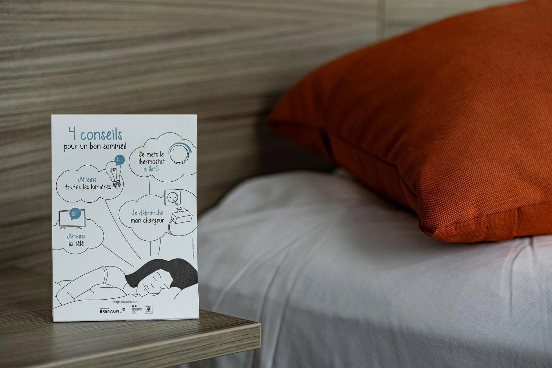 Chambre disponible pour un séminaire d'entreprise à Contact Hôtel du Champ de Mars de Saint-Brieuc - Saint-Brieuc