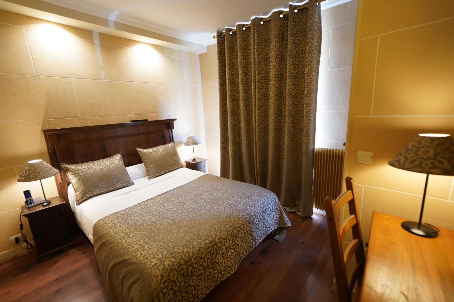 Chambre disponible pour un séminaire d'entreprise à Hôtel du Château - Vincennes