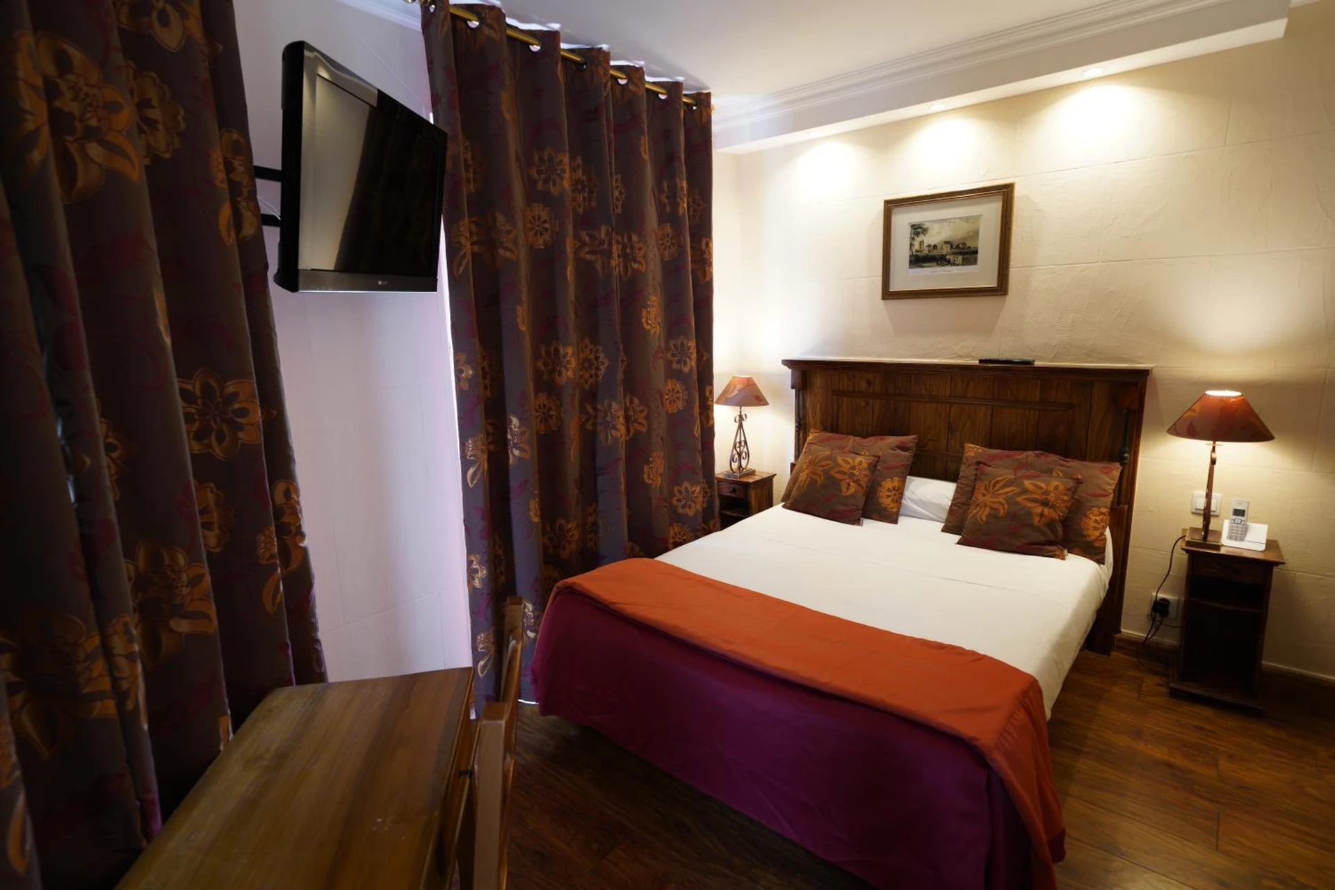 Chambre disponible pour un séminaire d'entreprise à Hôtel du Château - Vincennes