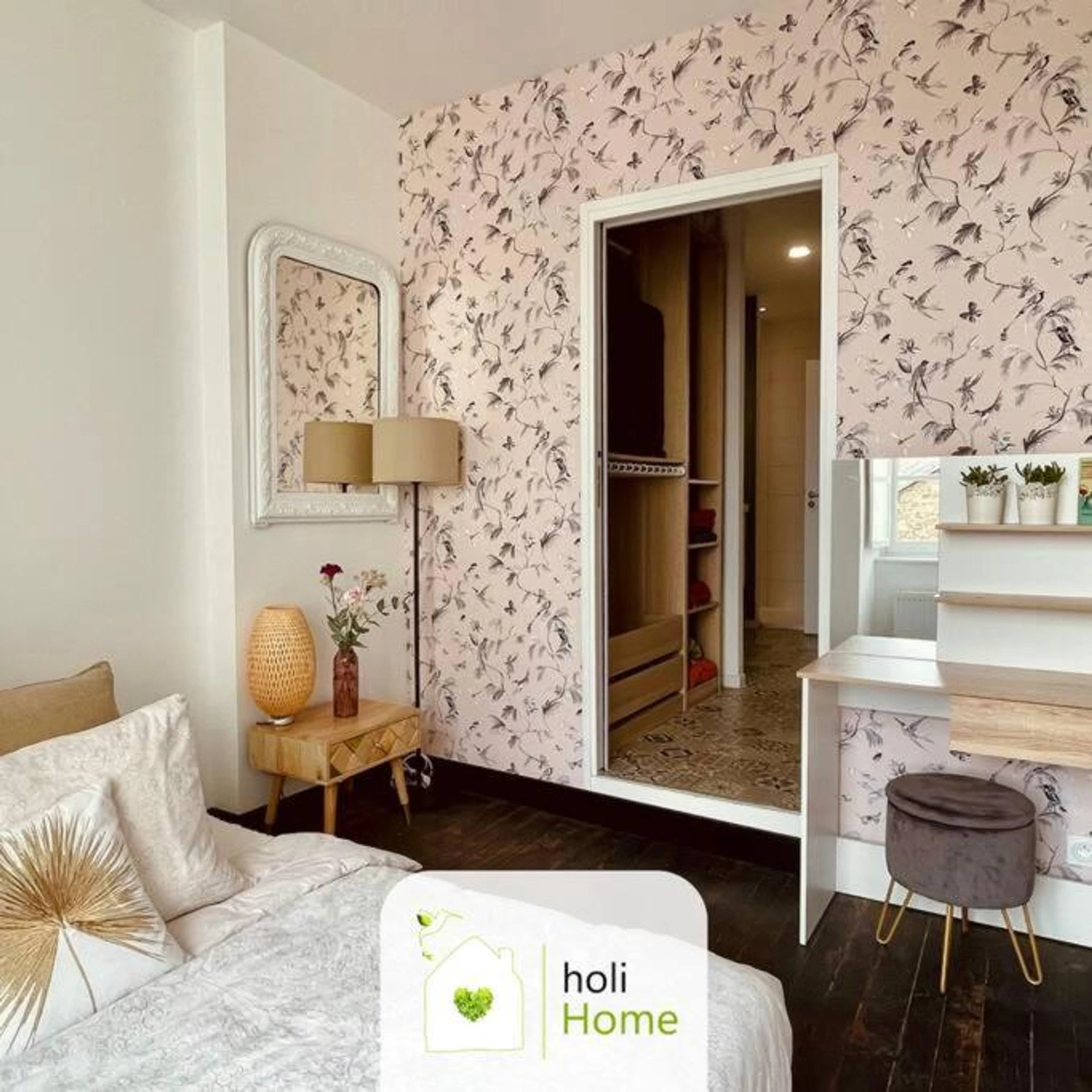 Chambre disponible pour un séminaire d'entreprise à H3 Charmante maison sur la Vilaine près du Château - Vitré