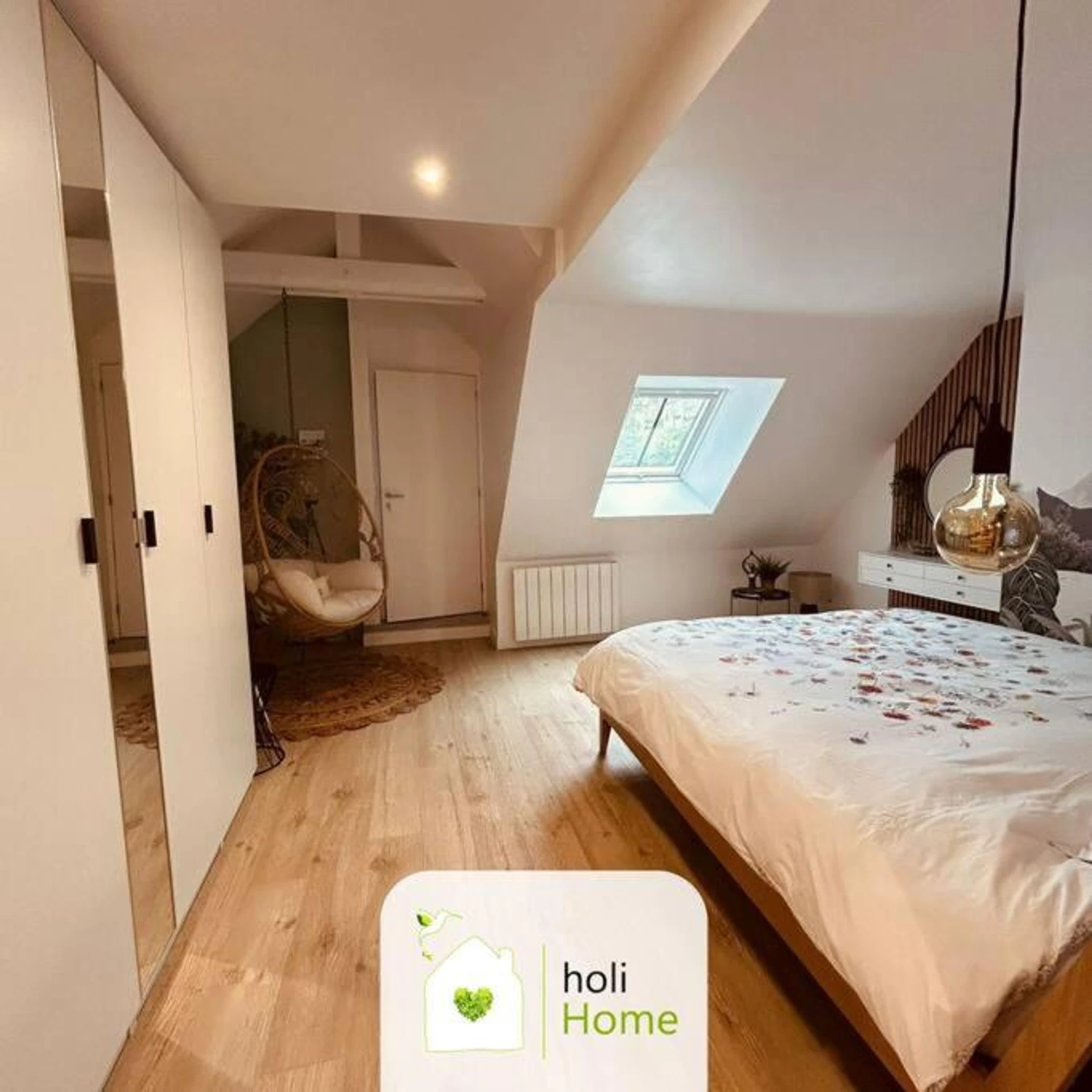 Chambre disponible pour un séminaire d'entreprise à H3 Charmante maison sur la Vilaine près du Château - Vitré