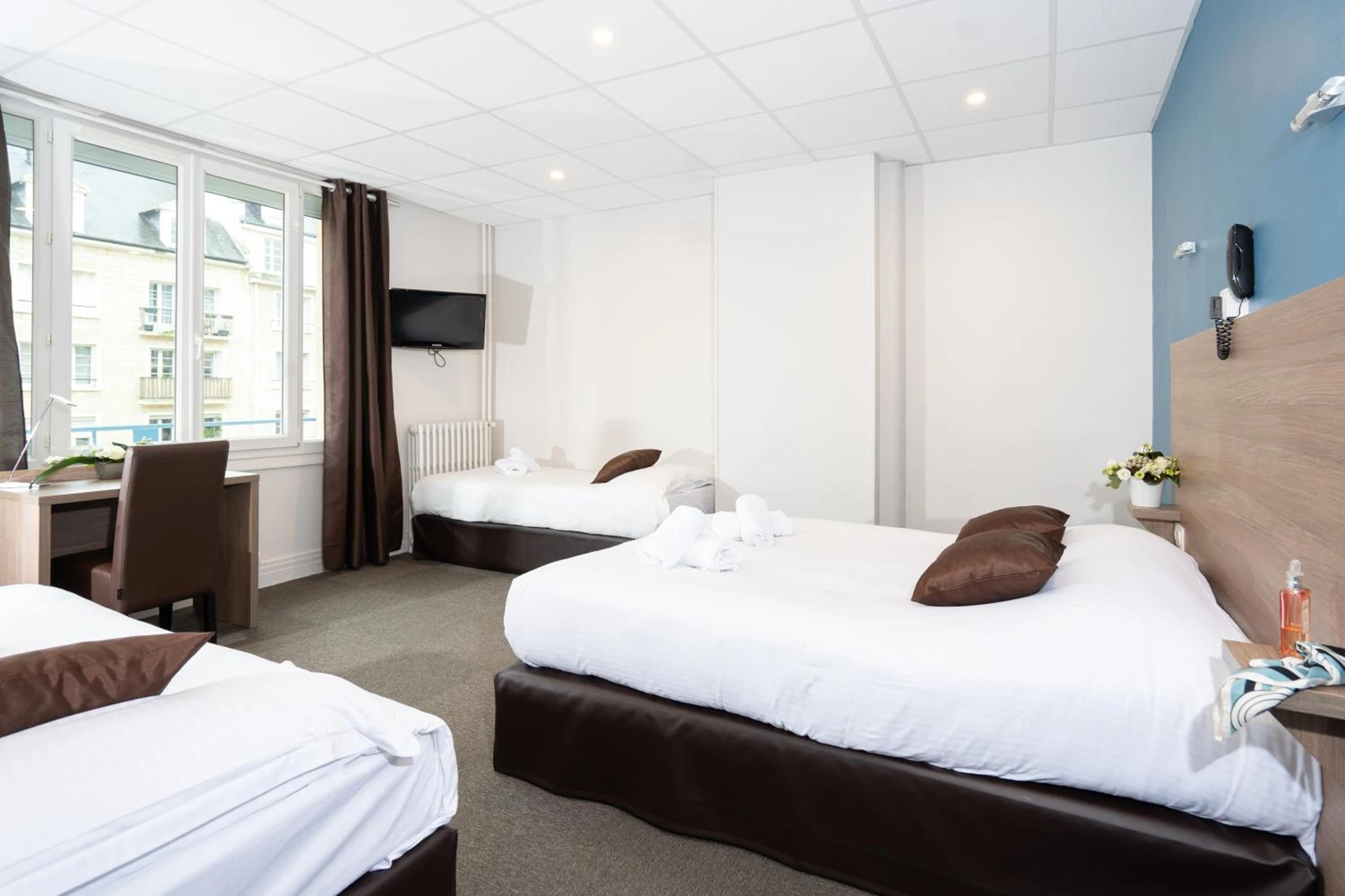 Ambiance de travail pour séminaire d'entreprise à Logis Hotel Du Chateau - Caen