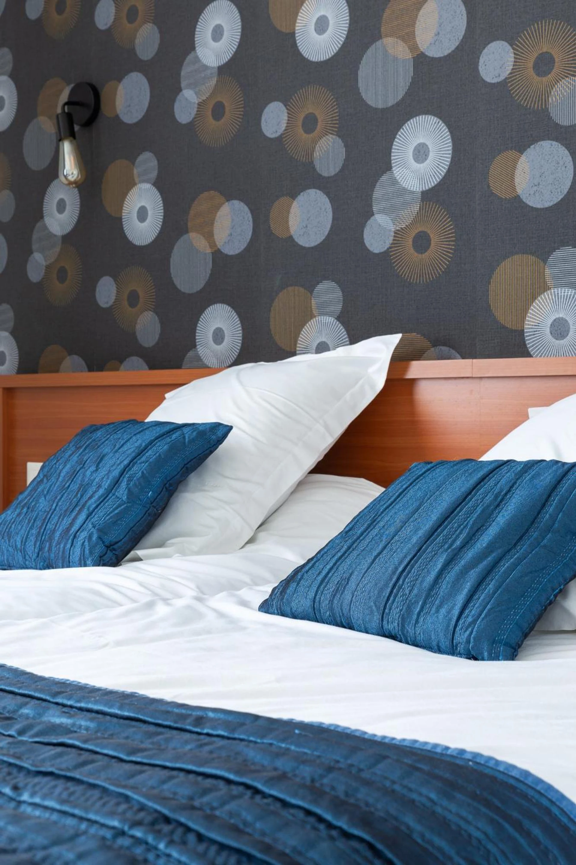 Chambre disponible pour un séminaire d'entreprise à Hôtel Restaurant Du Château - Josselin