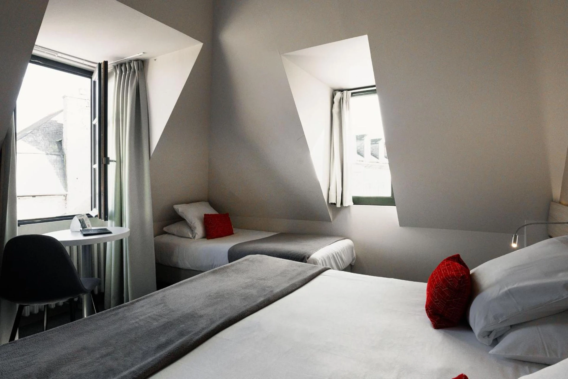 Chambre disponible pour un séminaire d'entreprise à Hôtel du Château Dinan - Originals Boutique - Dinan