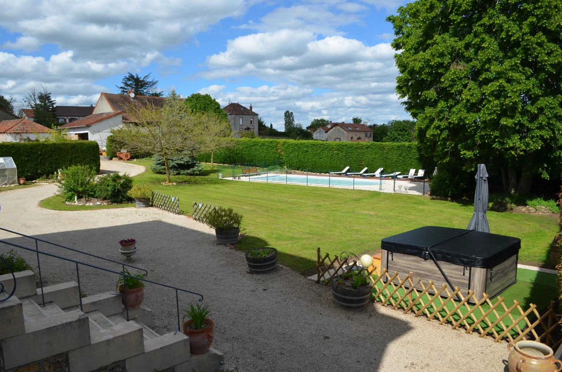 Organiser un séminaire d'entreprise : domaine du cheval blanc à saint-boil