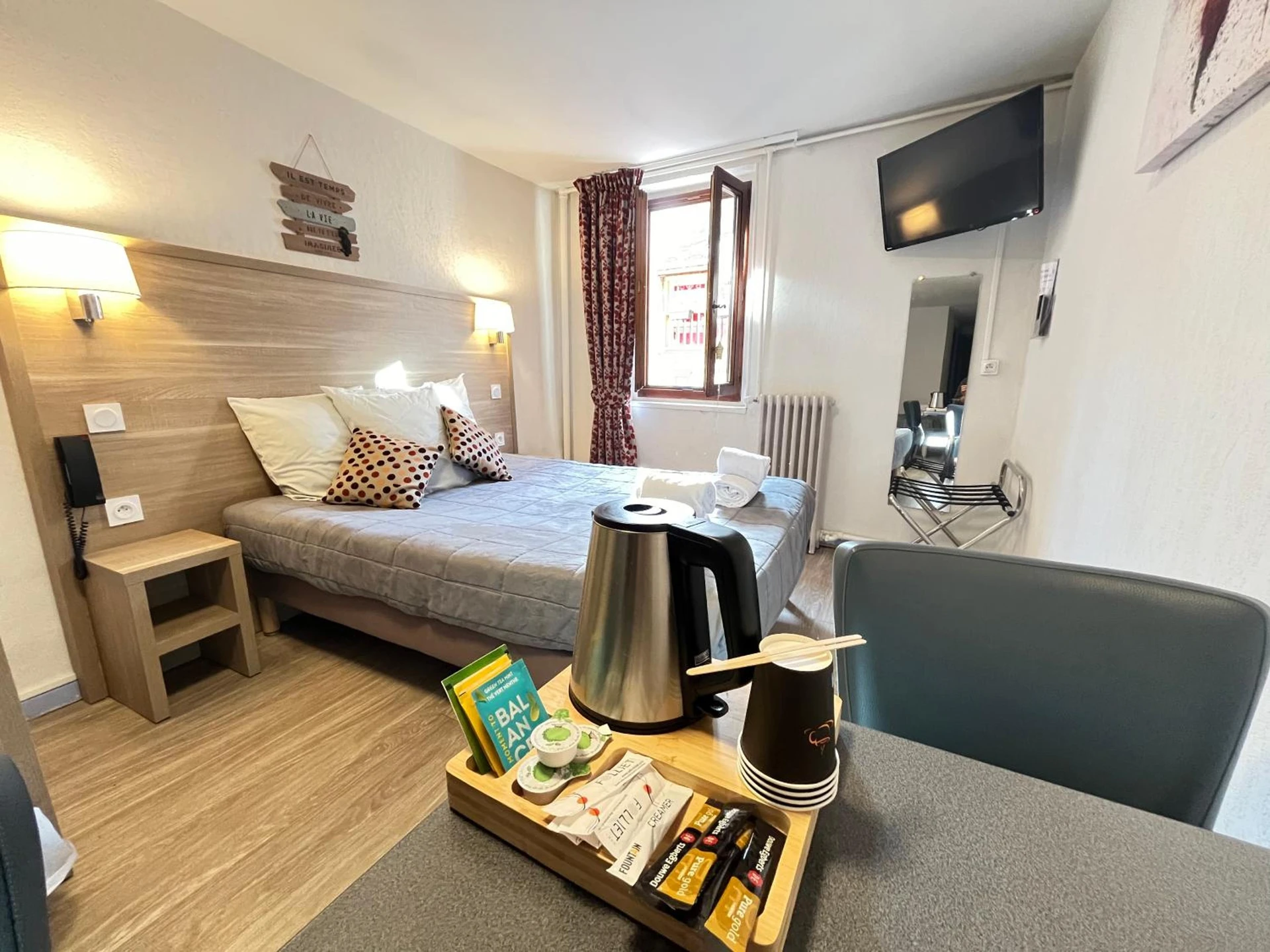 Organiser un séminaire d'entreprise : Hôtel Du Cheval Blanc Barcelonnette à barcelonnette
