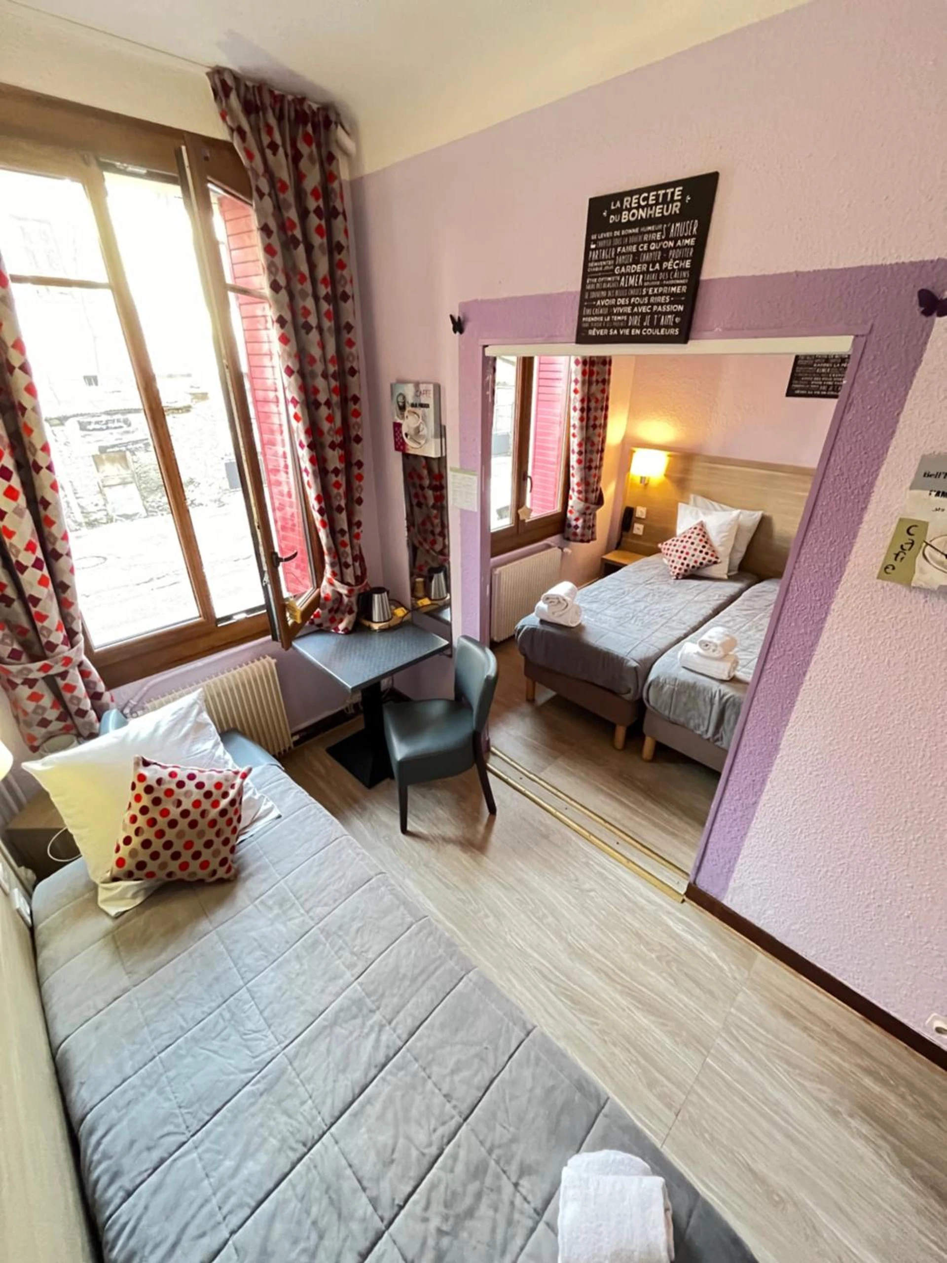 Organiser un séminaire d'entreprise : Hôtel Du Cheval Blanc Barcelonnette à barcelonnette
