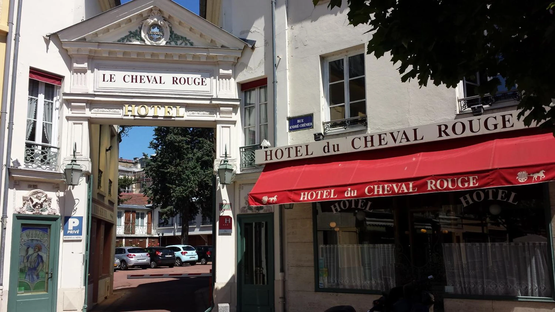 Organiser un séminaire d'entreprise : Hôtel du Cheval Rouge à versailles