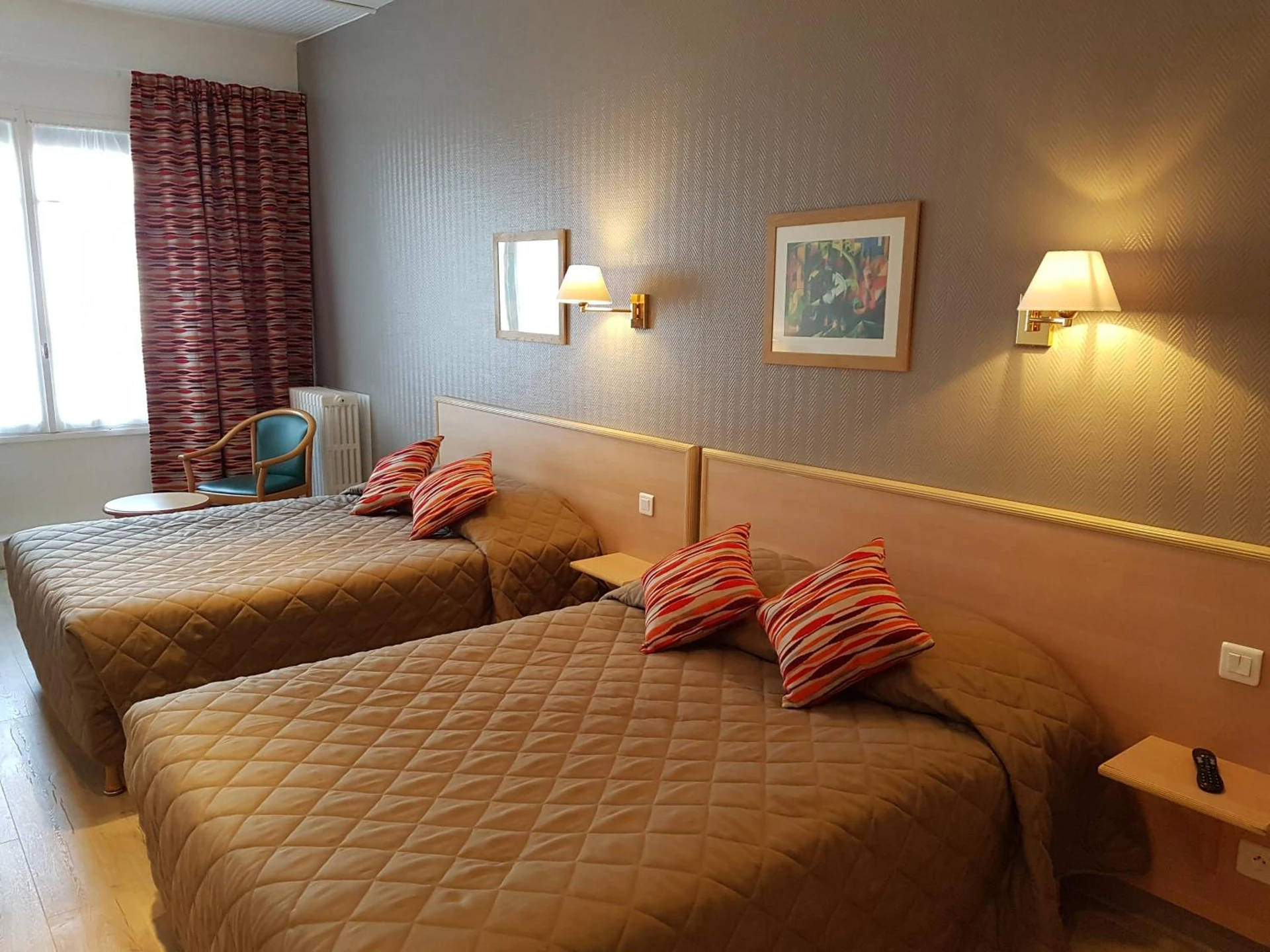 Organiser un séminaire d'entreprise : Hôtel du Cheval Rouge à versailles