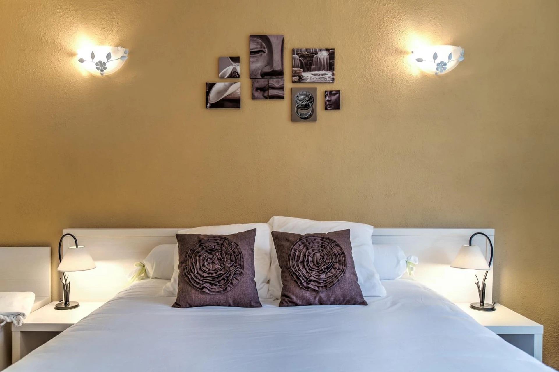 Chambre disponible pour un séminaire d'entreprise à Hôtel Restaurant du Commerce - Estang