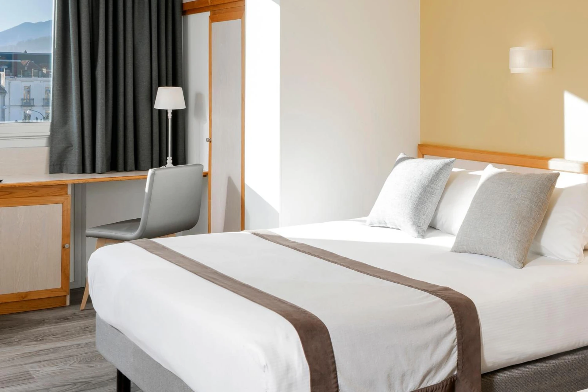 Chambre disponible pour un séminaire d'entreprise à Hotel Du Commerce Spa - Saint-Gaudens