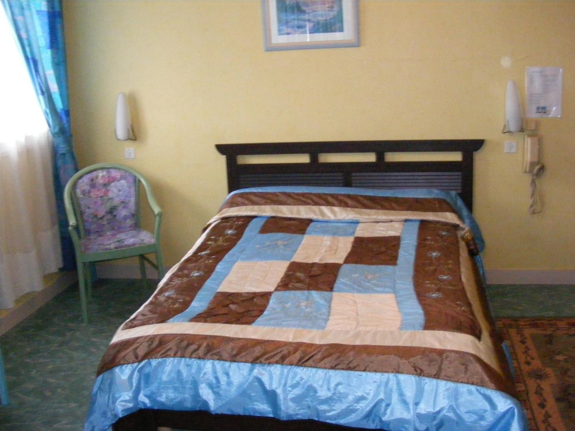 Magnifique chambre pour un séminaire d'entreprise à Hotel du Commerce - Challans