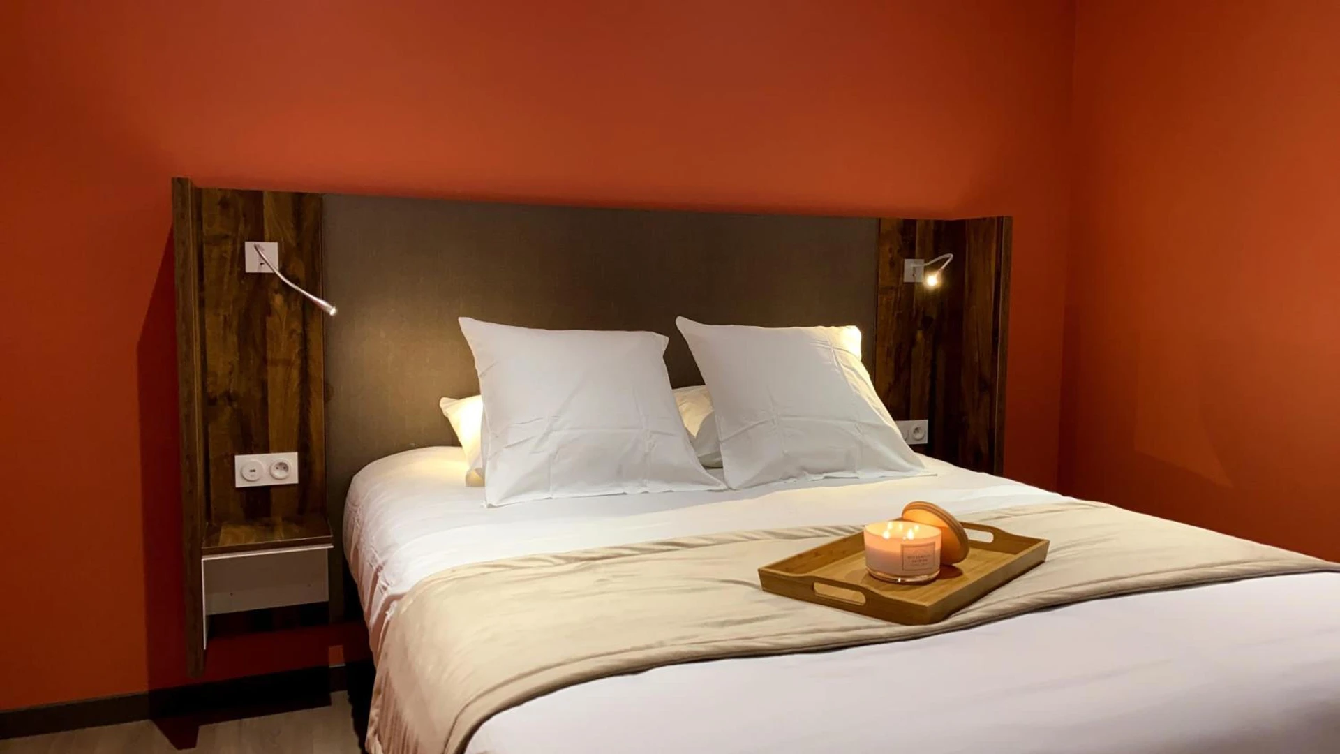 Chambre disponible pour un séminaire d'entreprise à Hôtel du Commerce-restaurant au Couteau - Nogent
