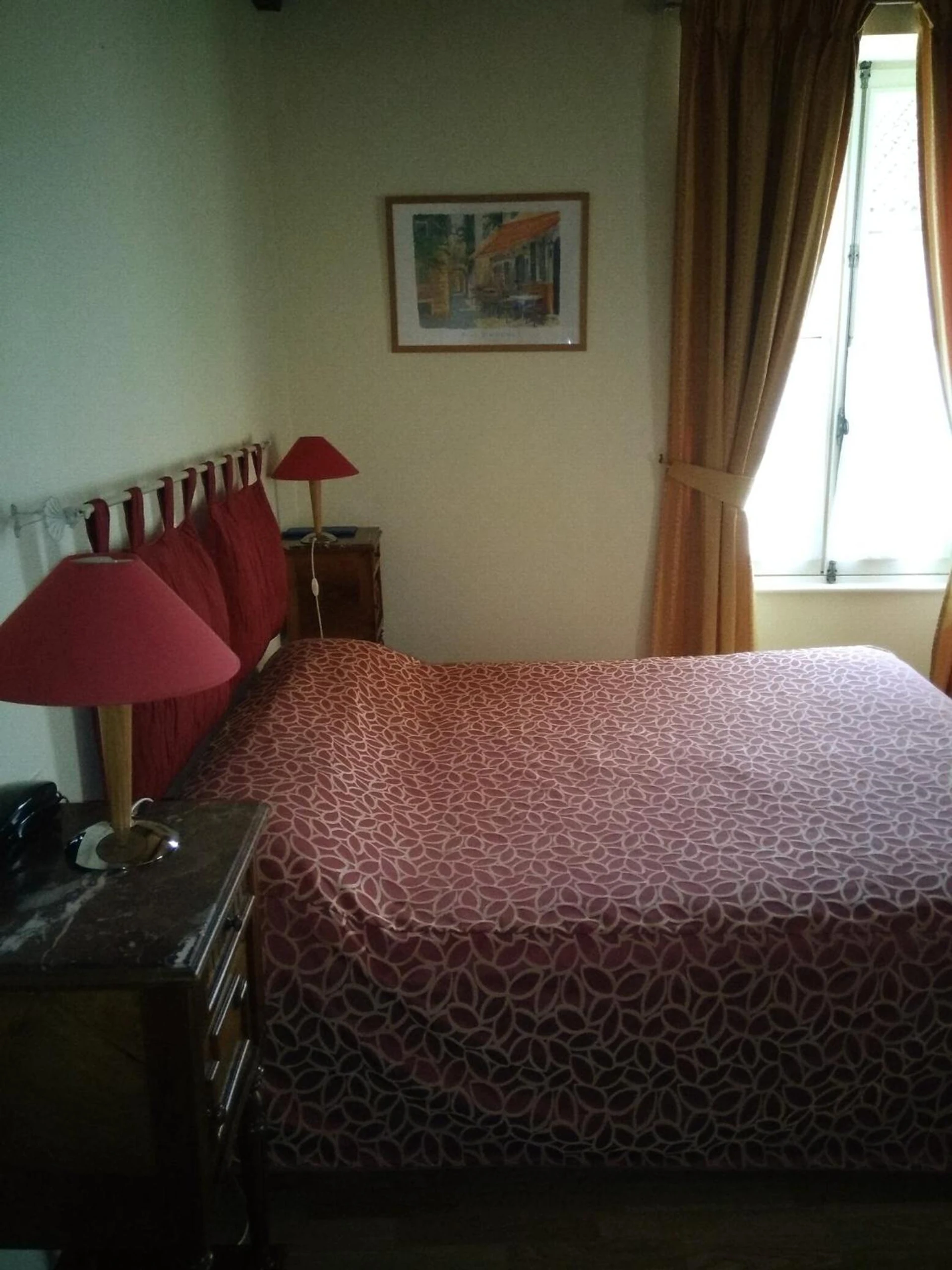 Chambre disponible pour un séminaire d'entreprise à Hôtel du Donjon - Aulnay