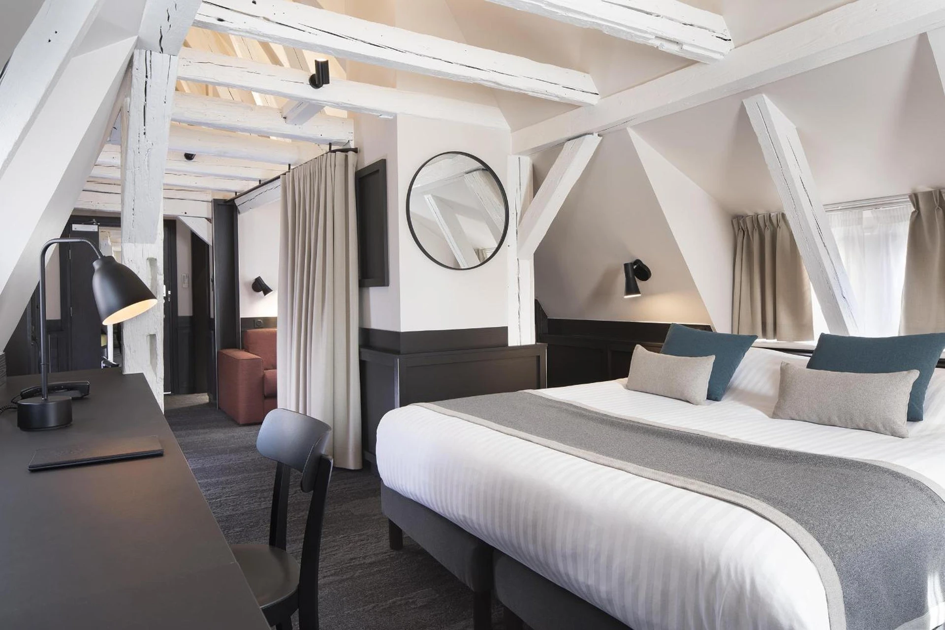 Chambre disponible pour un séminaire d'entreprise à Hôtel Du Dragon - Strasbourg