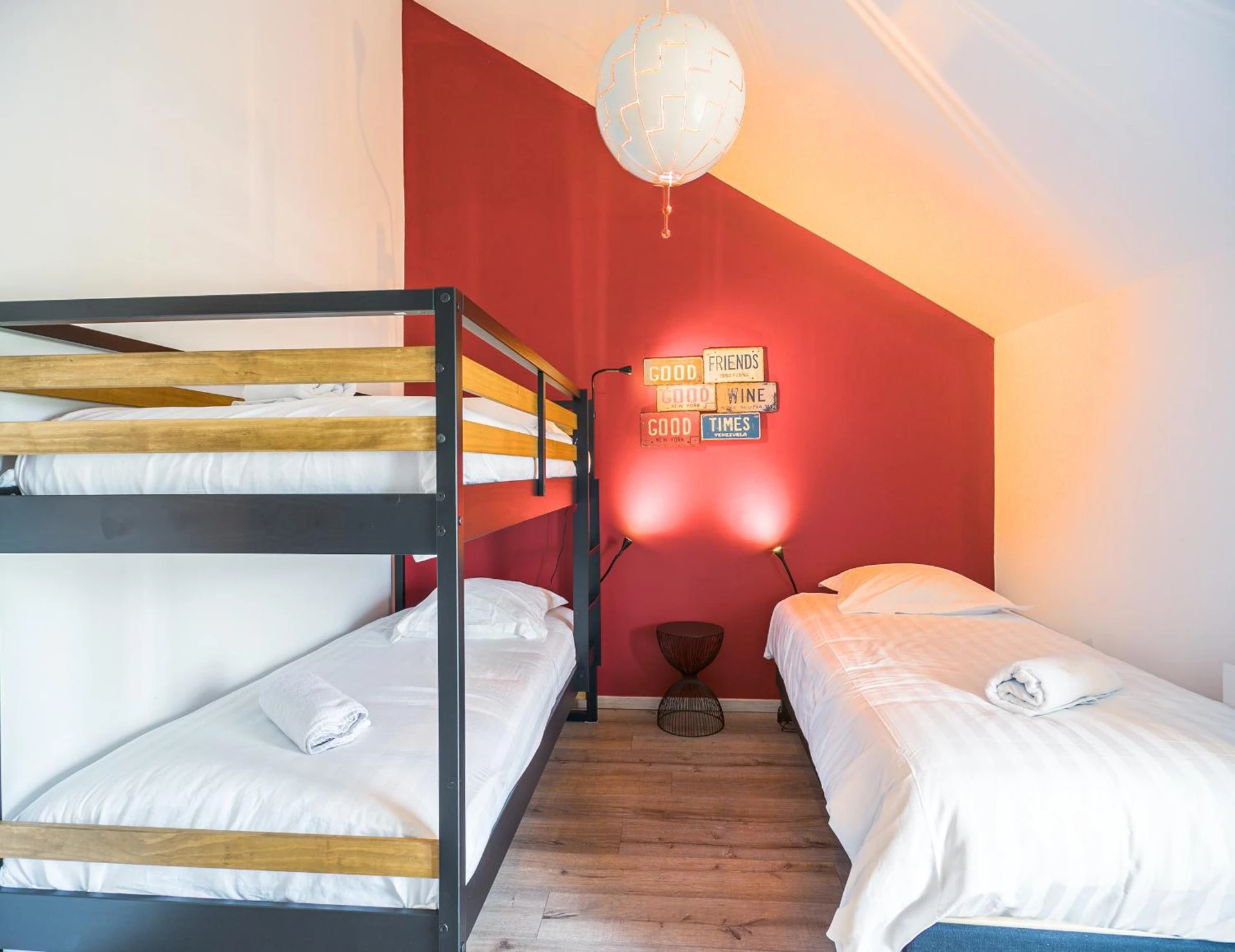 Chambre disponible pour un séminaire d'entreprise à Les Duplex du Lac d'Orient - Mesnil-Saint-Père