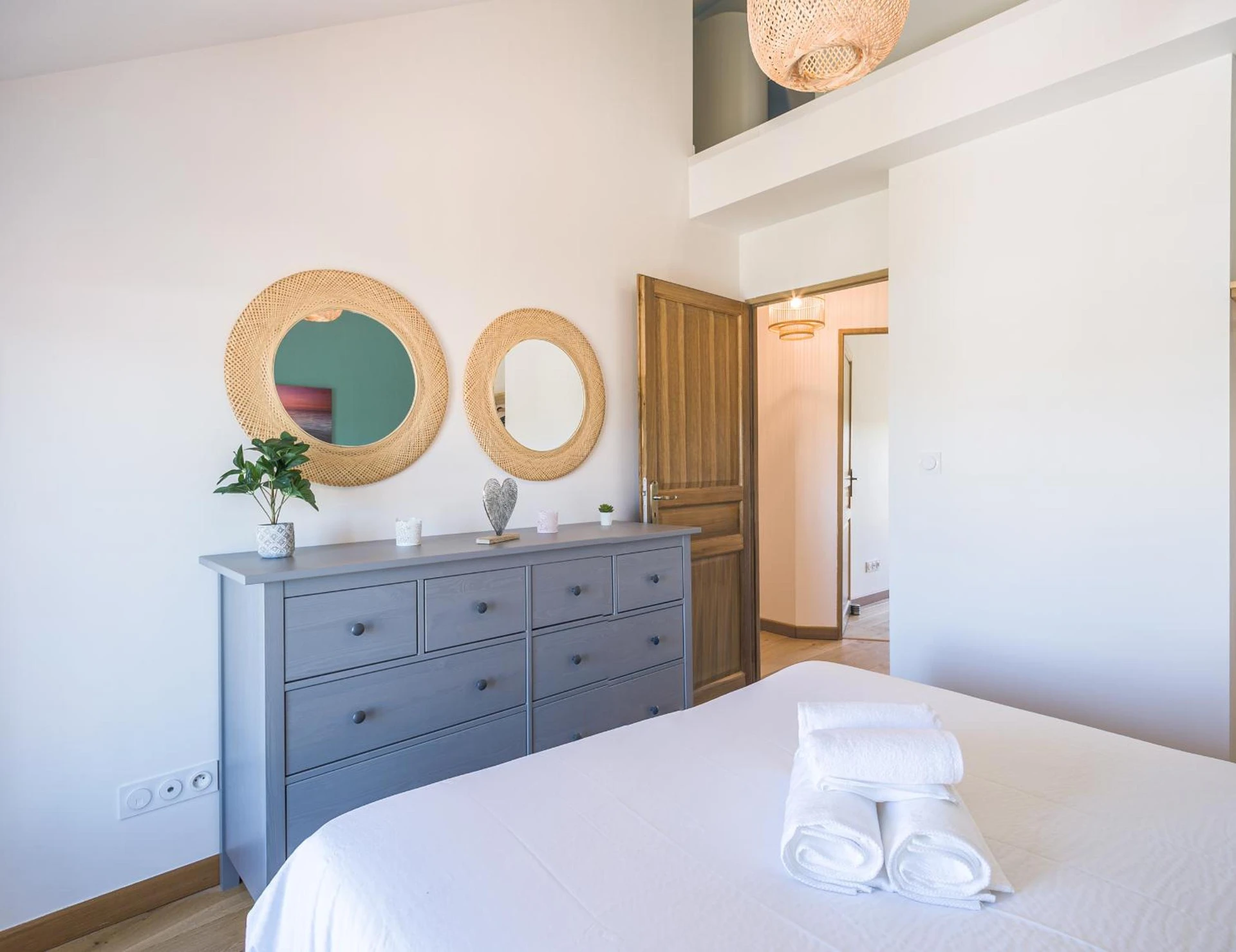 Chambre disponible pour un séminaire d'entreprise à Les Duplex du Lac d'Orient - Mesnil-Saint-Père