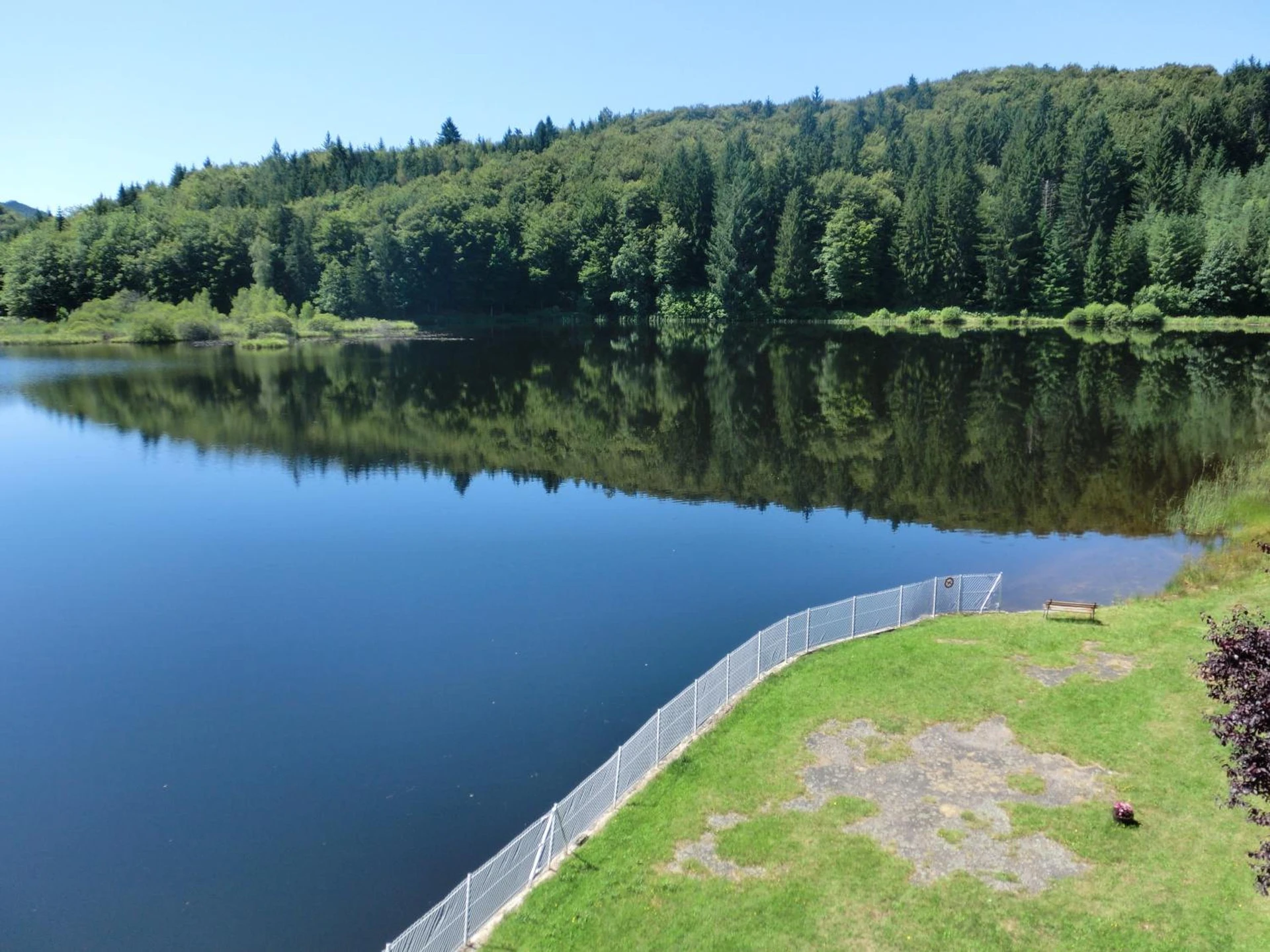 Chambre disponible pour un séminaire d'entreprise à Le Lac Des Moines - Condat