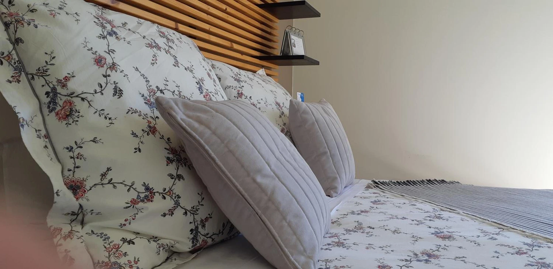 Chambre disponible pour un séminaire d'entreprise à Logis Hotel du Lac - Neuvic
