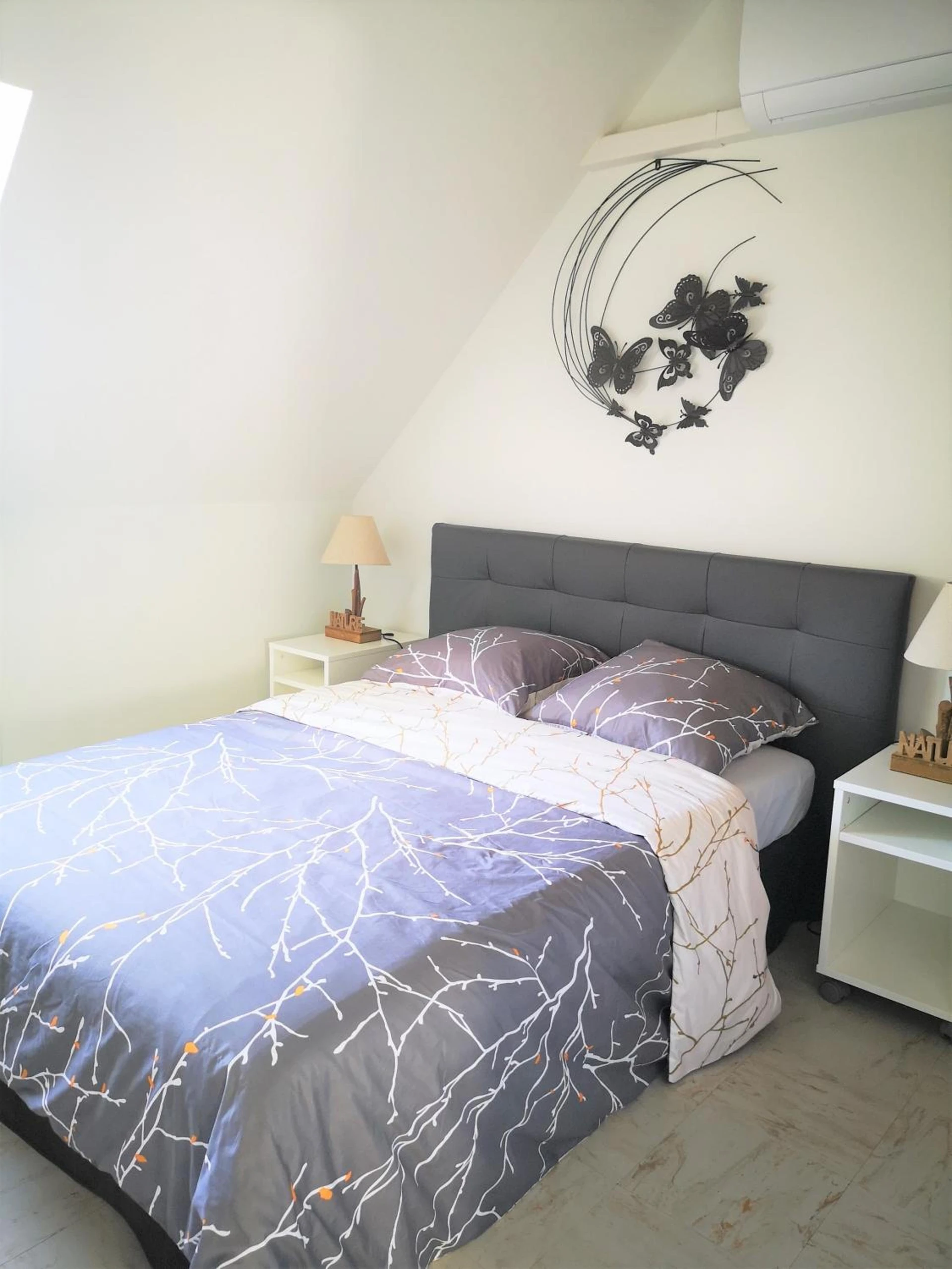Chambre disponible pour un séminaire d'entreprise à Les Fougères Du Lac - Saint-Plantaire