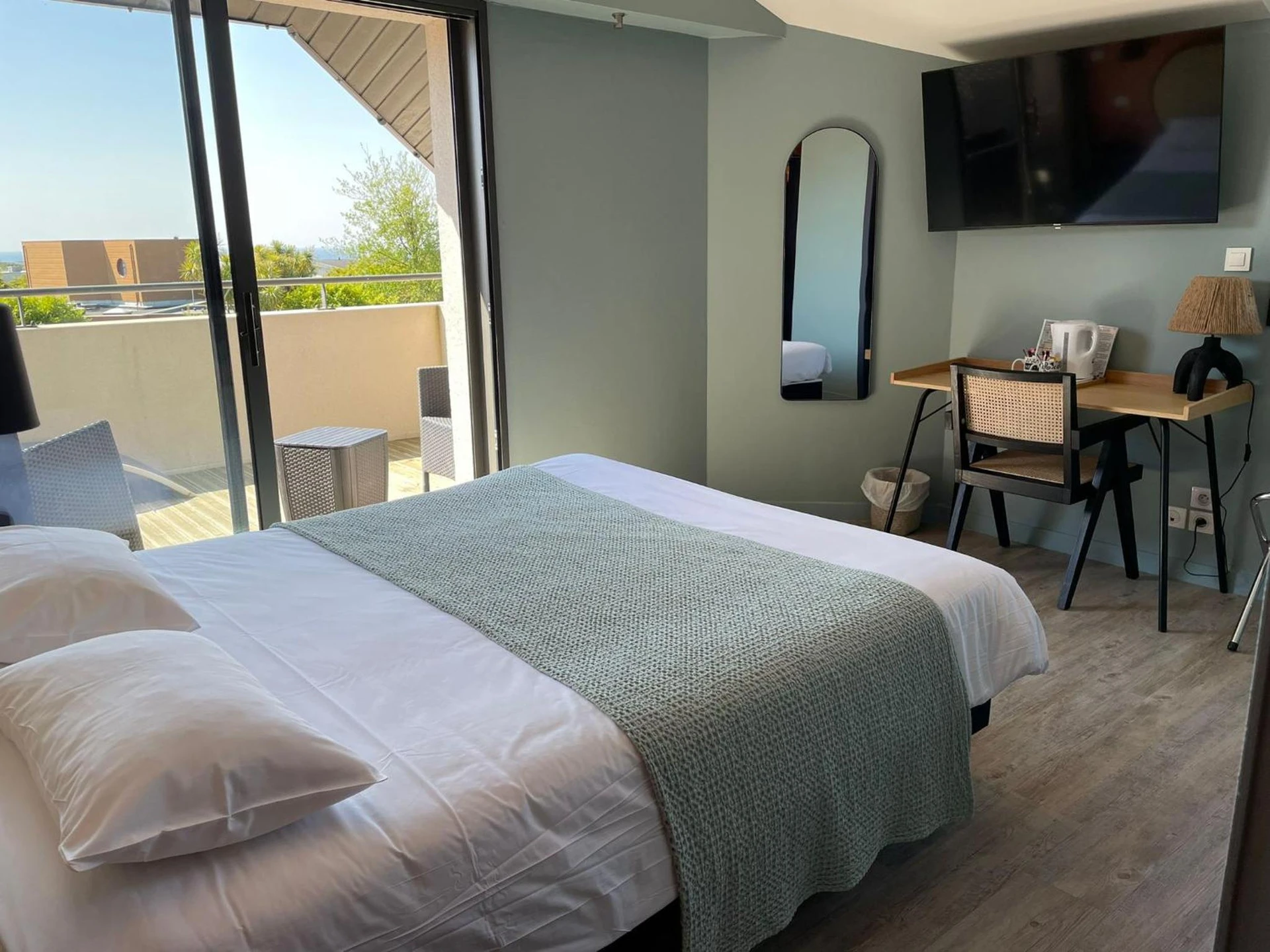 Chambre disponible pour un séminaire d'entreprise à Logis Hôtel du Large - Plougonvelin