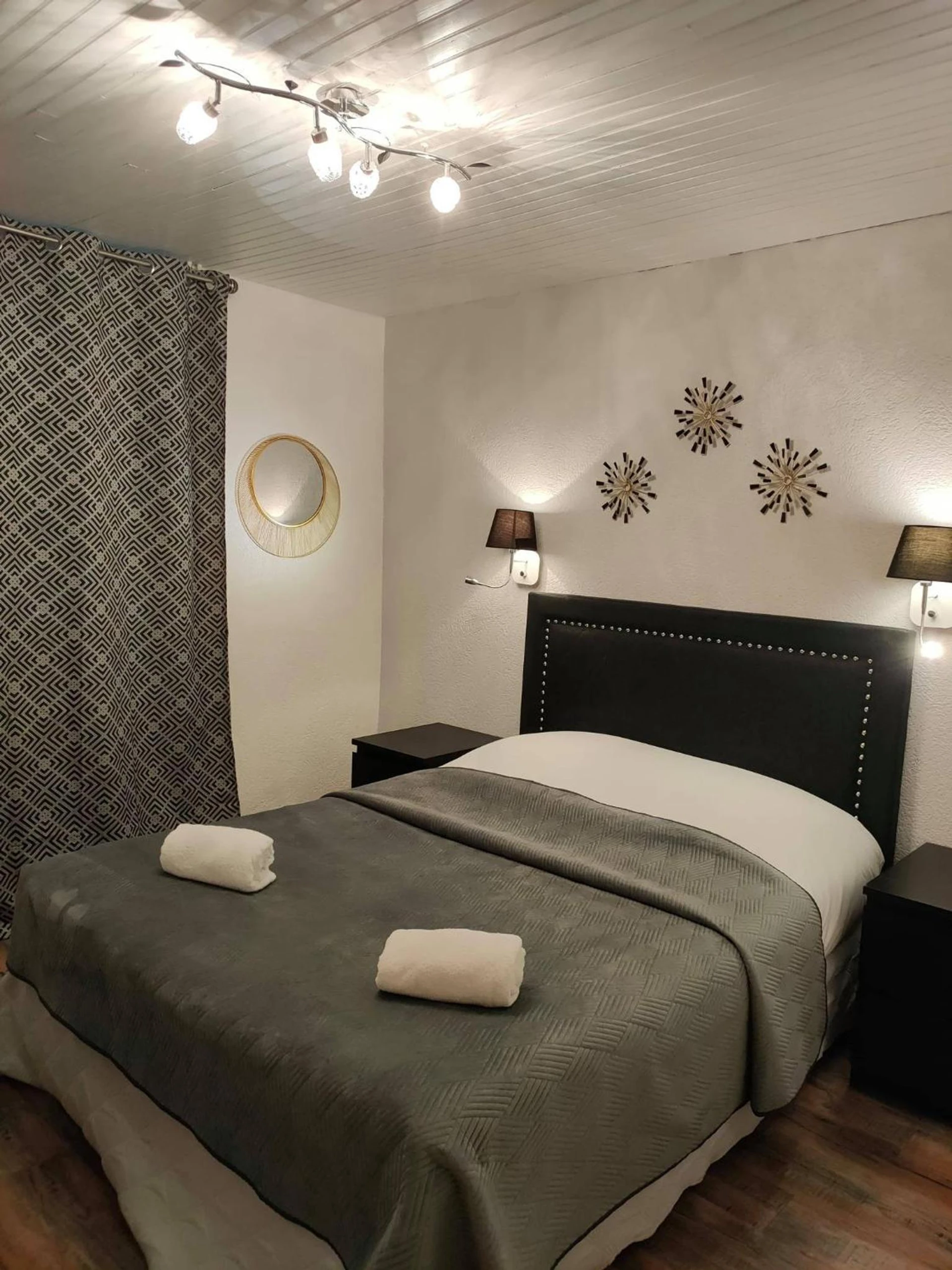 Chambre disponible pour un séminaire d'entreprise à Hotel du Levant - Castellane