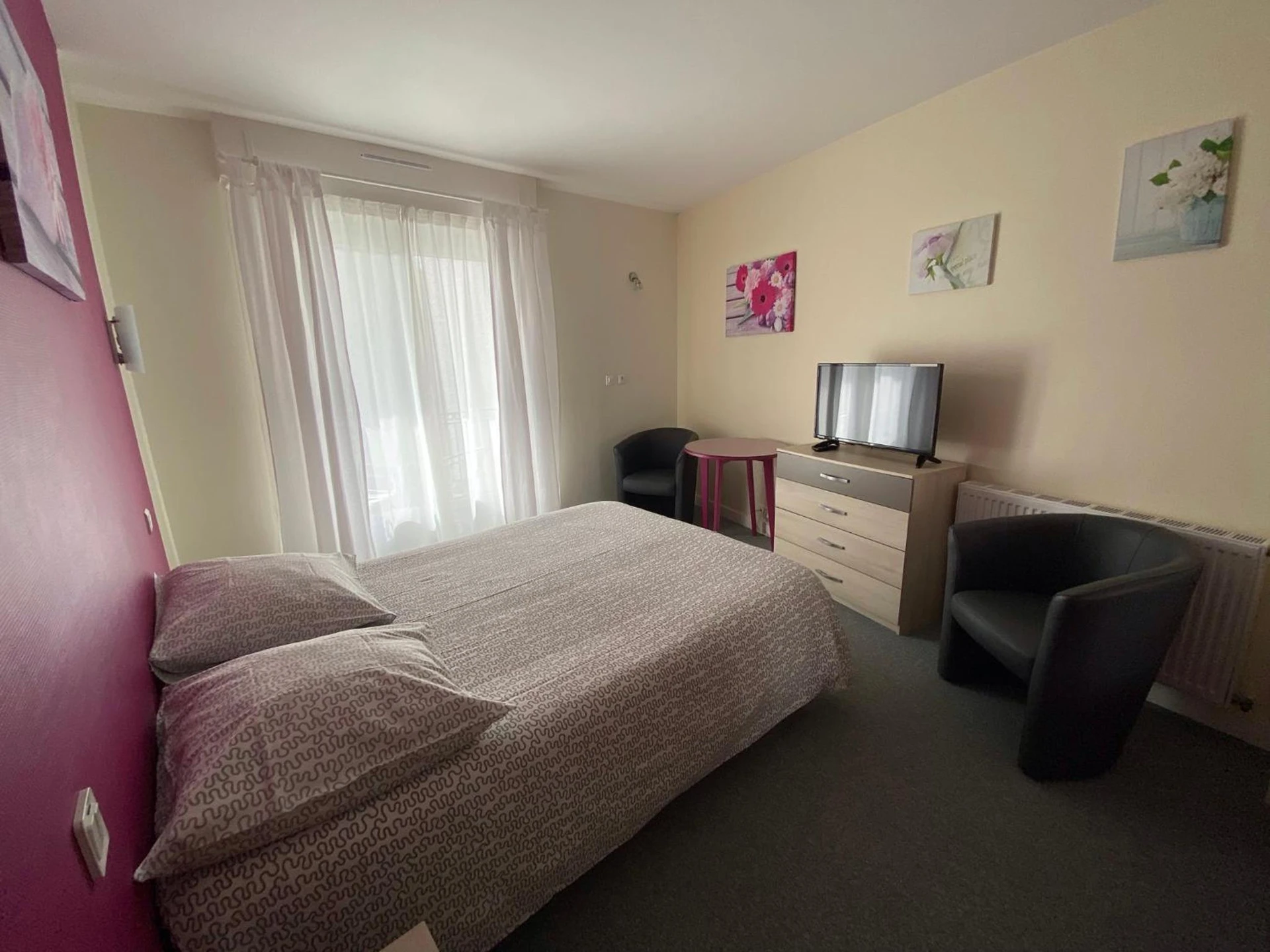 Chambre disponible pour un séminaire d'entreprise à Hôtel du Littoral - Camoël
