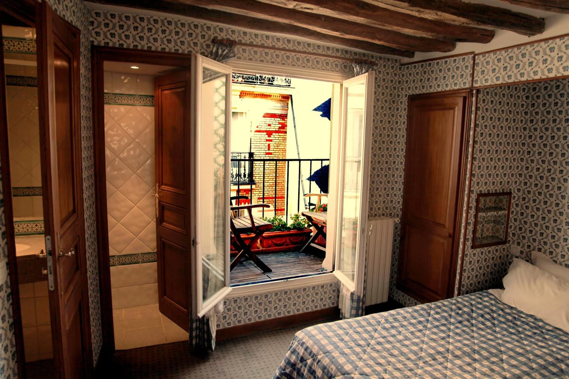 Chambre disponible pour un séminaire d'entreprise à Hotel du Lys - Paris