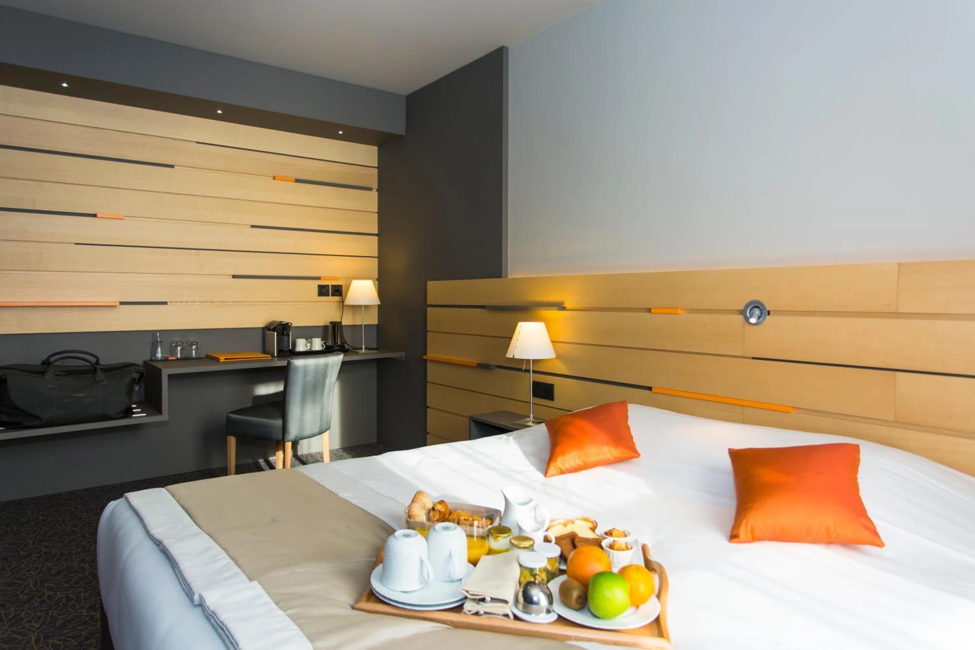 Magnifique chambre pour un séminaire d'entreprise à Hôtel du Morvan - Luzy