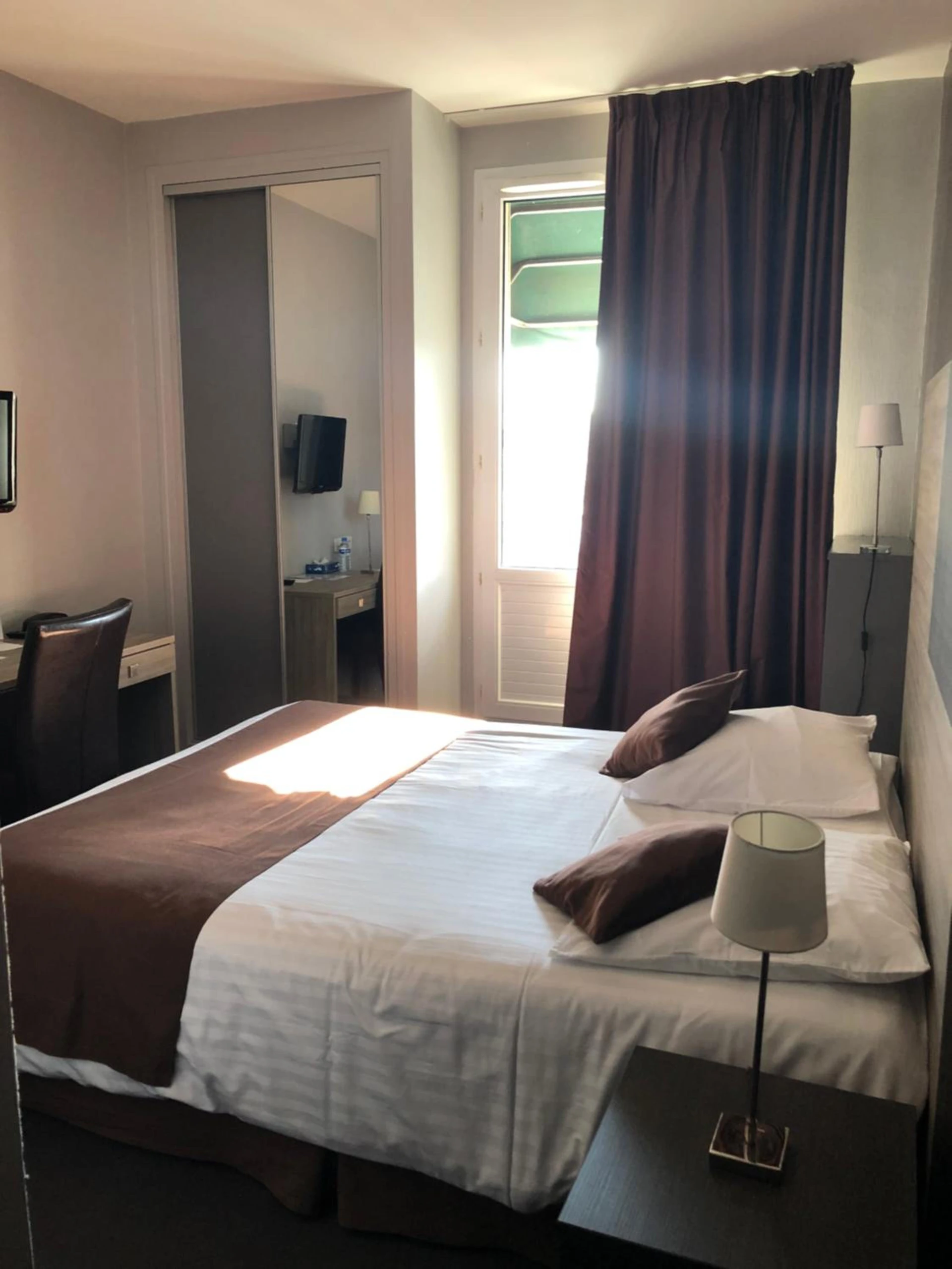 Organiser un séminaire d'entreprise : Logis - Hôtel du Nord et Restaurant La Table d'Elisa à compiegne