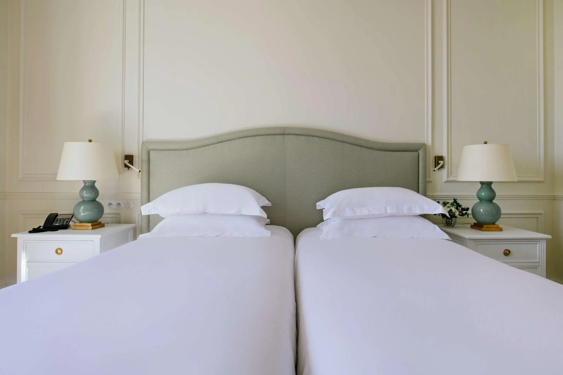 Chambre disponible pour un séminaire d'entreprise à Hôtel du Palais Biarritz, in The Unbound Collection by Hyatt - Biarritz
