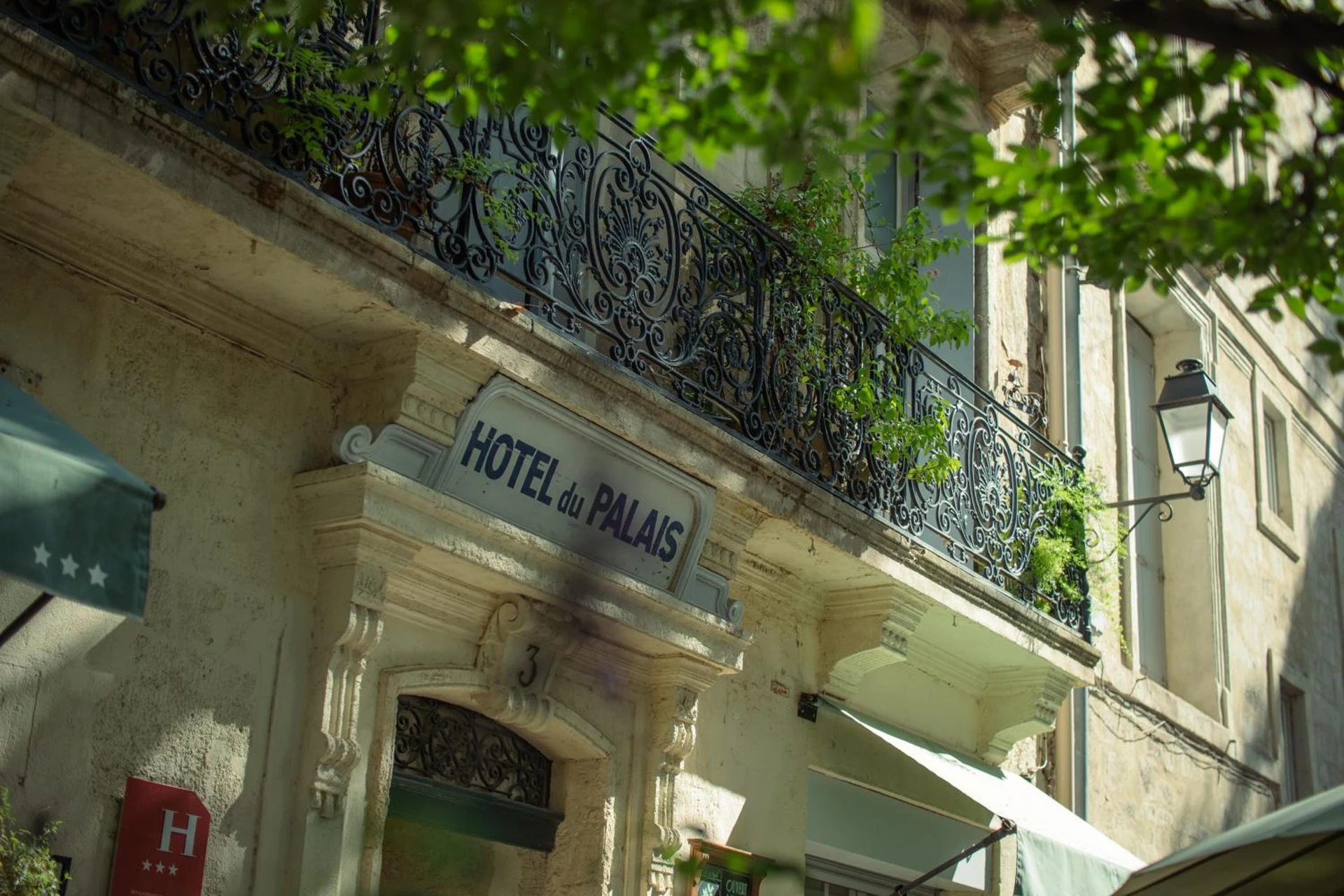 Chambre à Hotel du Palais - Organiser un séminaire d'entreprise à Montpellier